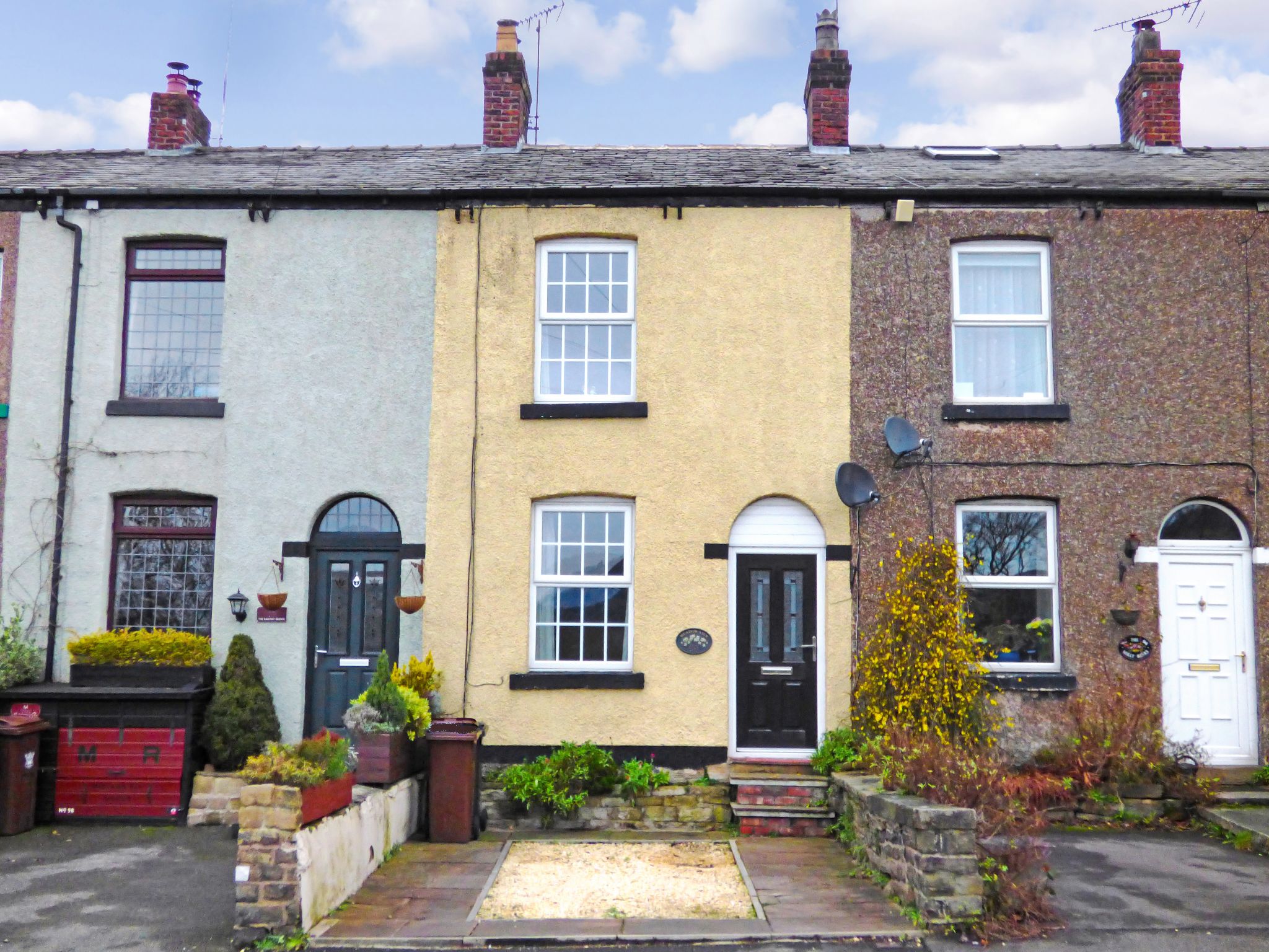 2 Bed Mid Terraced House For Sale - Front External
