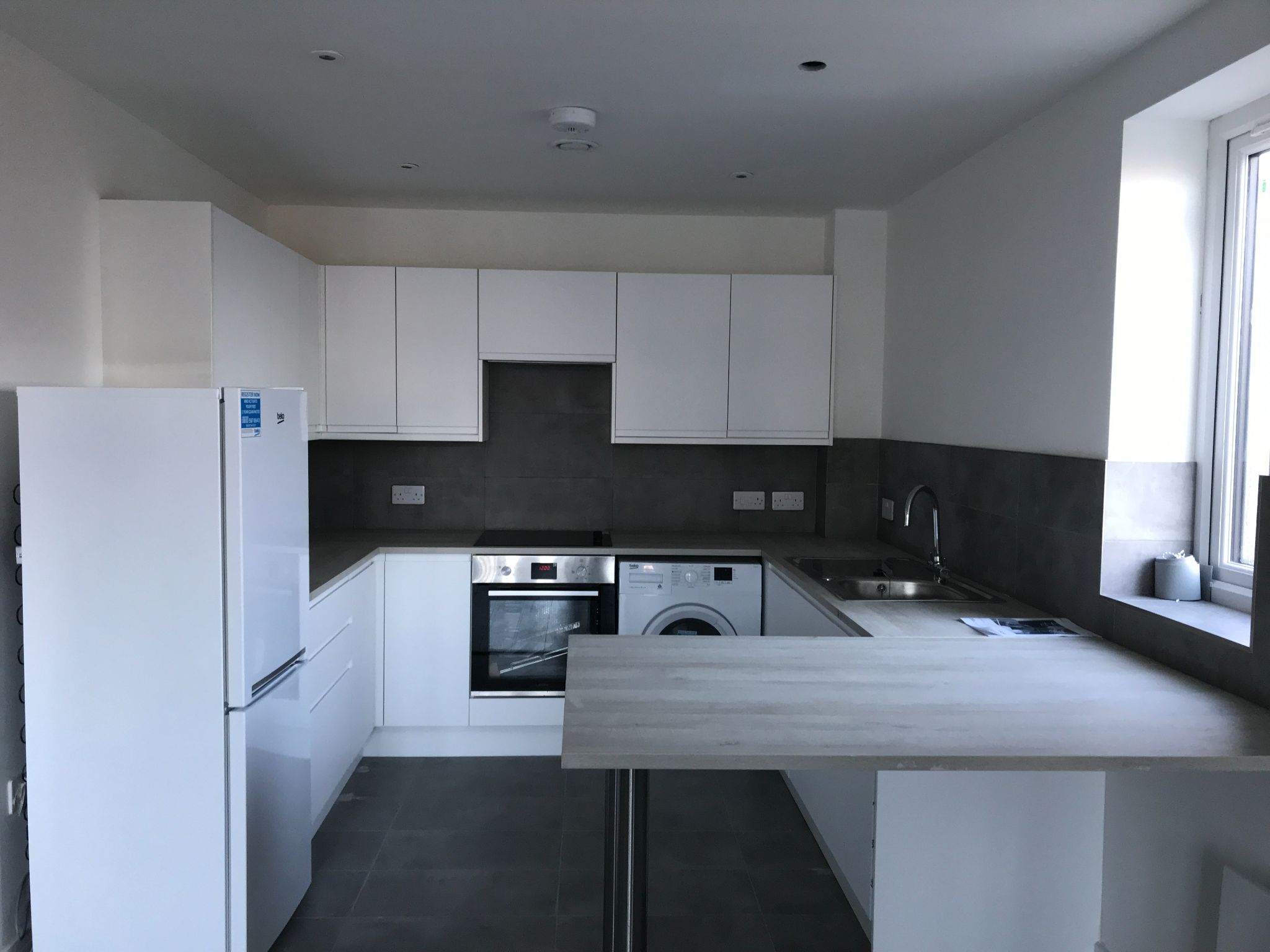 1 bedroom apartment flat/apartment To Let in Stockport - Photograph 4.