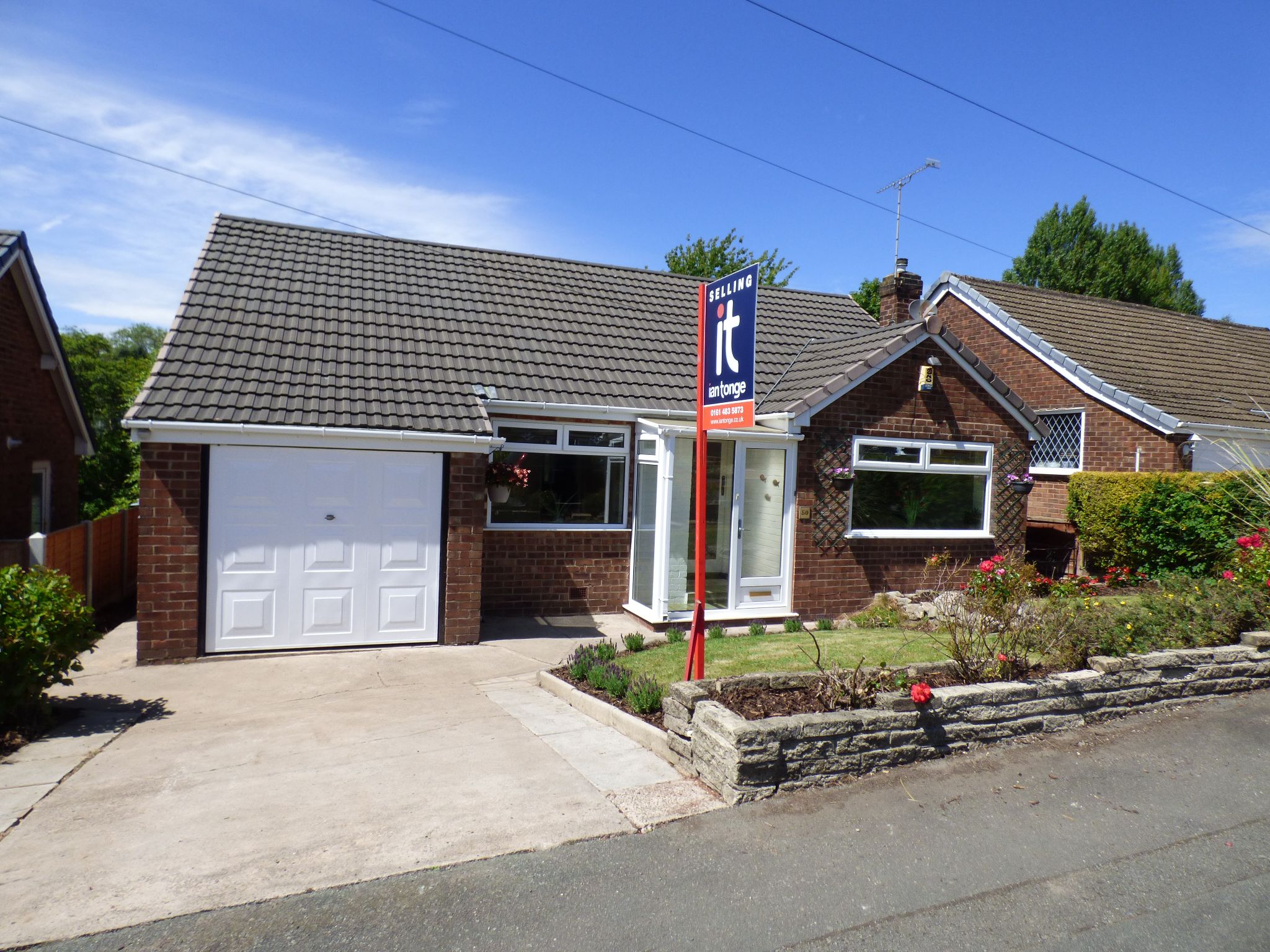 Braemar Road, Hazel Grove, Stockport, SK7 2 bedroom detached bungalow