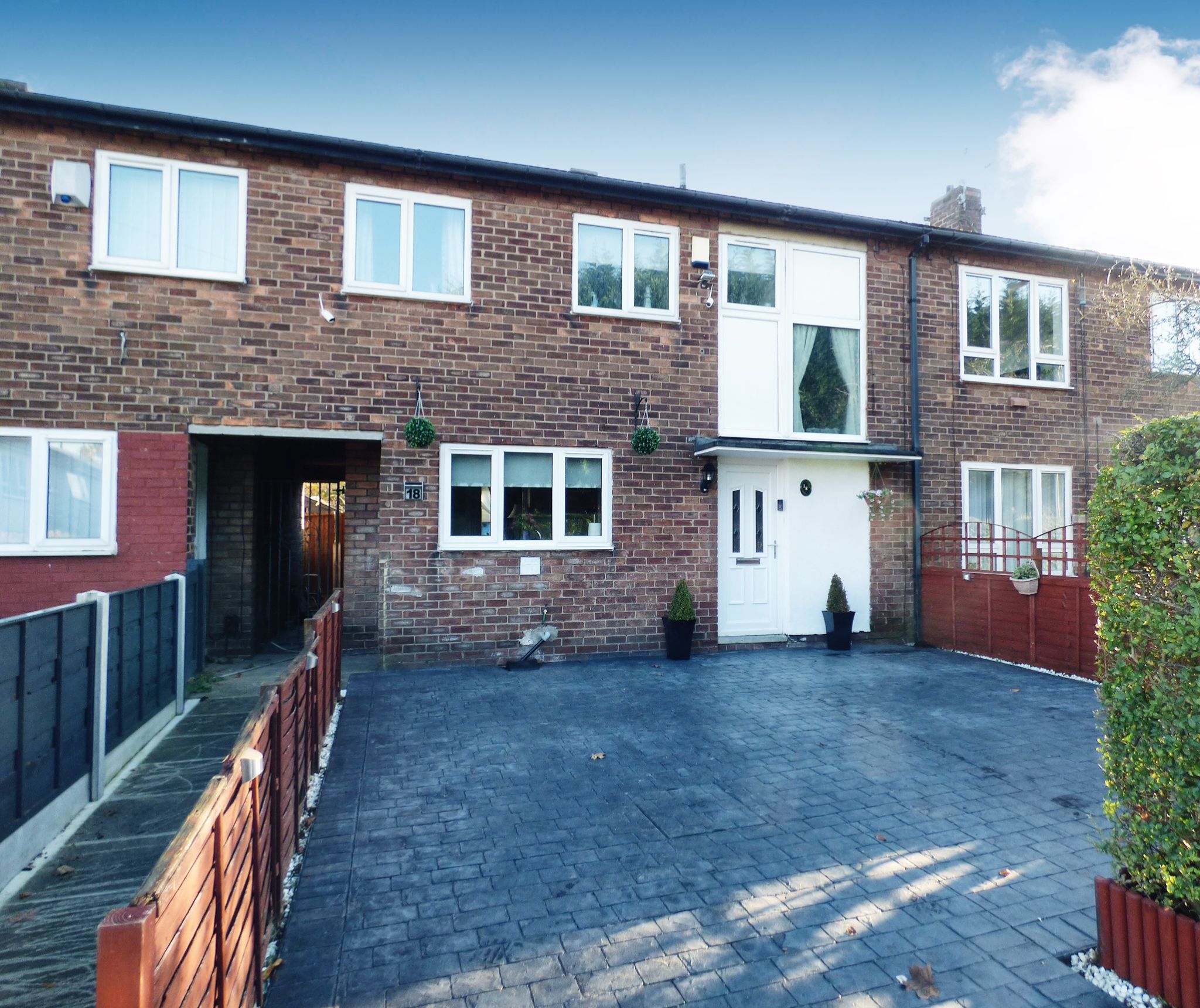 3 Bed Mews House For Sale - Photograph 1