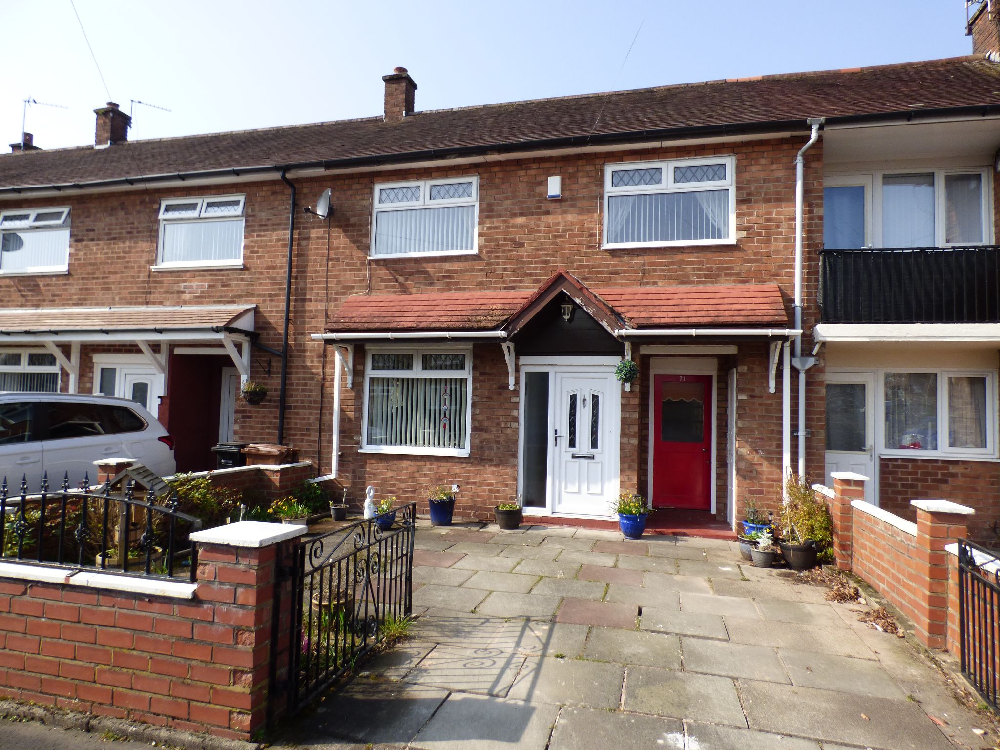 Rushton Drive, Bramhall, Stockport, SK7 3 bedroom mid terraced house