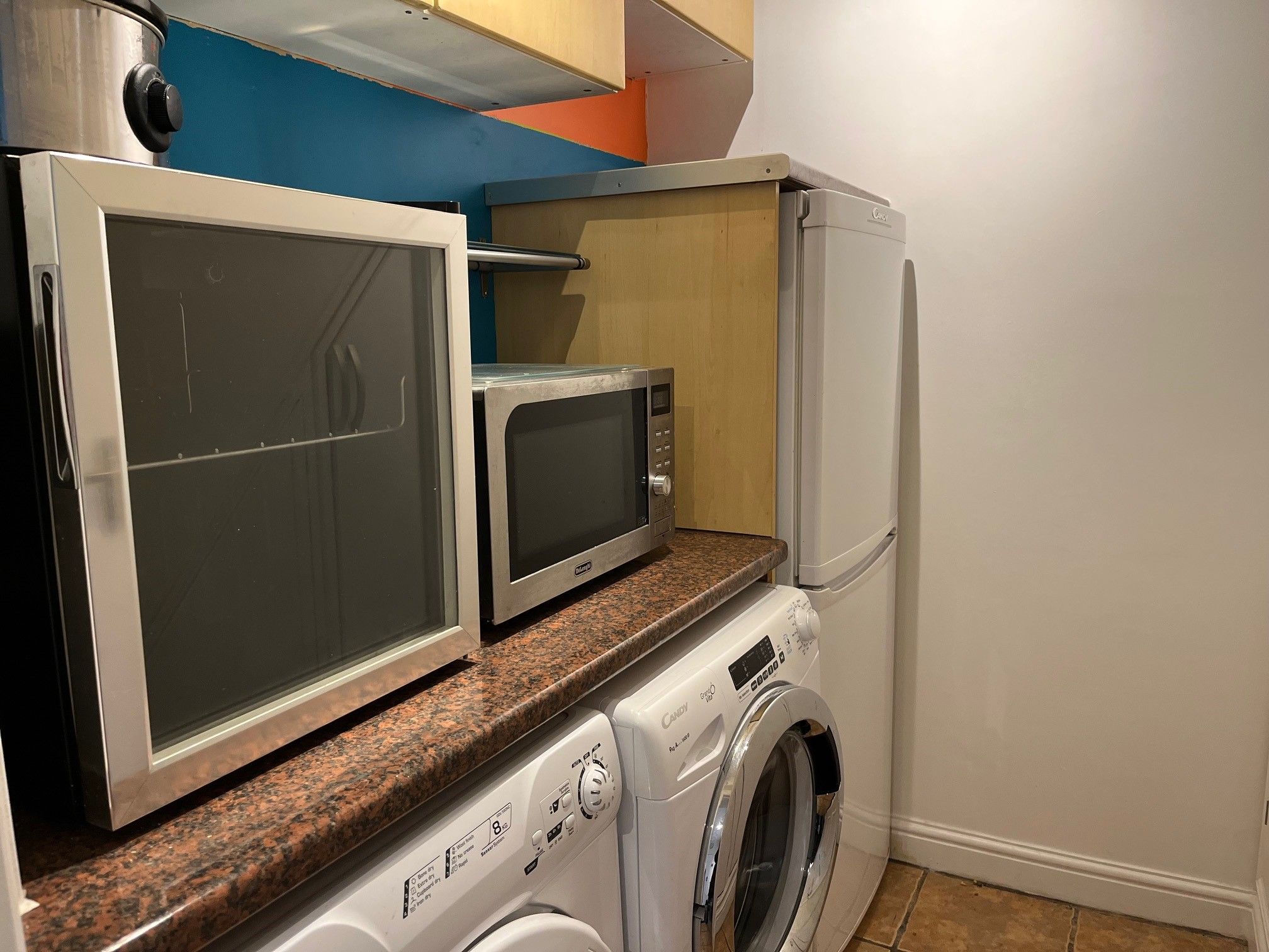 1 bedroom duplex flat/apartment To Let in Stockport - Photograph 5.