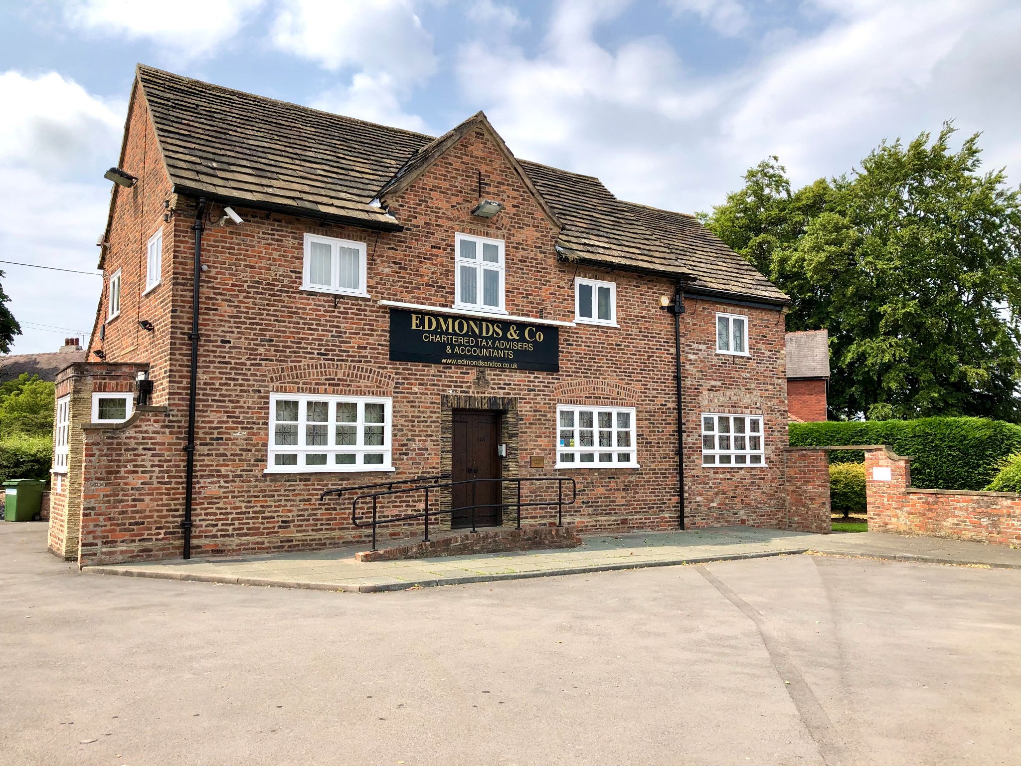 Office For Sale - Front Elevation