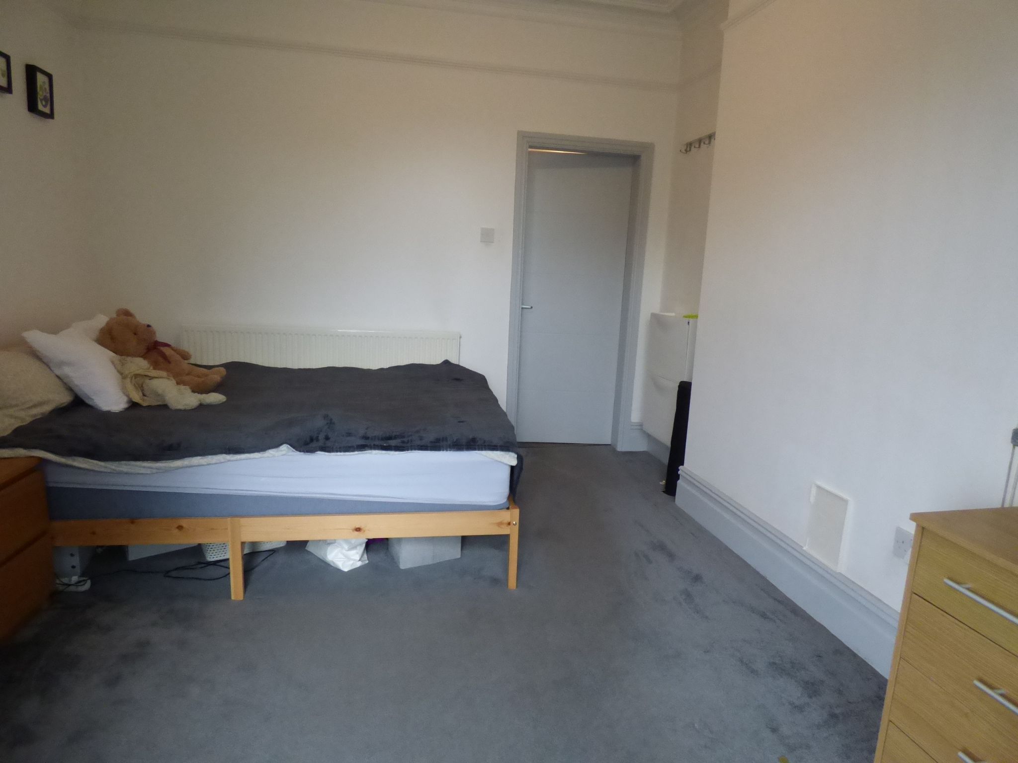 1 bedroom ground floor flat/apartment To Let in Stockport - Photograph 7.