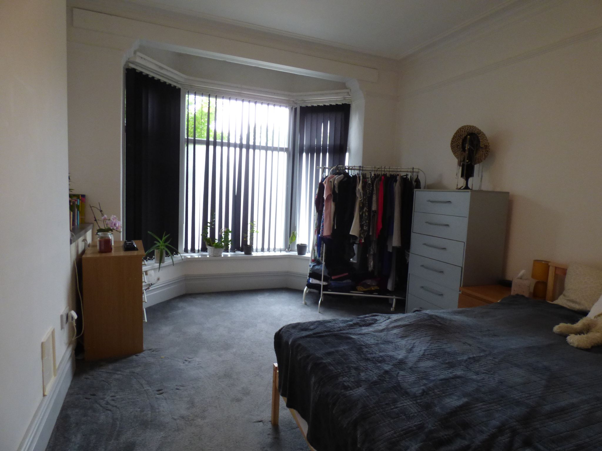1 bedroom ground floor flat/apartment To Let in Stockport - Photograph 6.