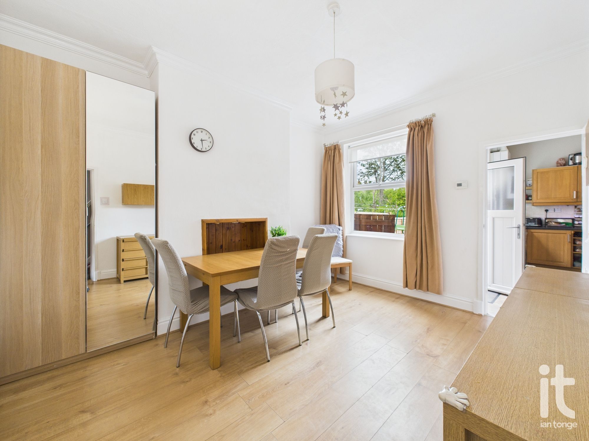 3 bedroom semi-detached house For Sale in Stockport - Photograph 4.