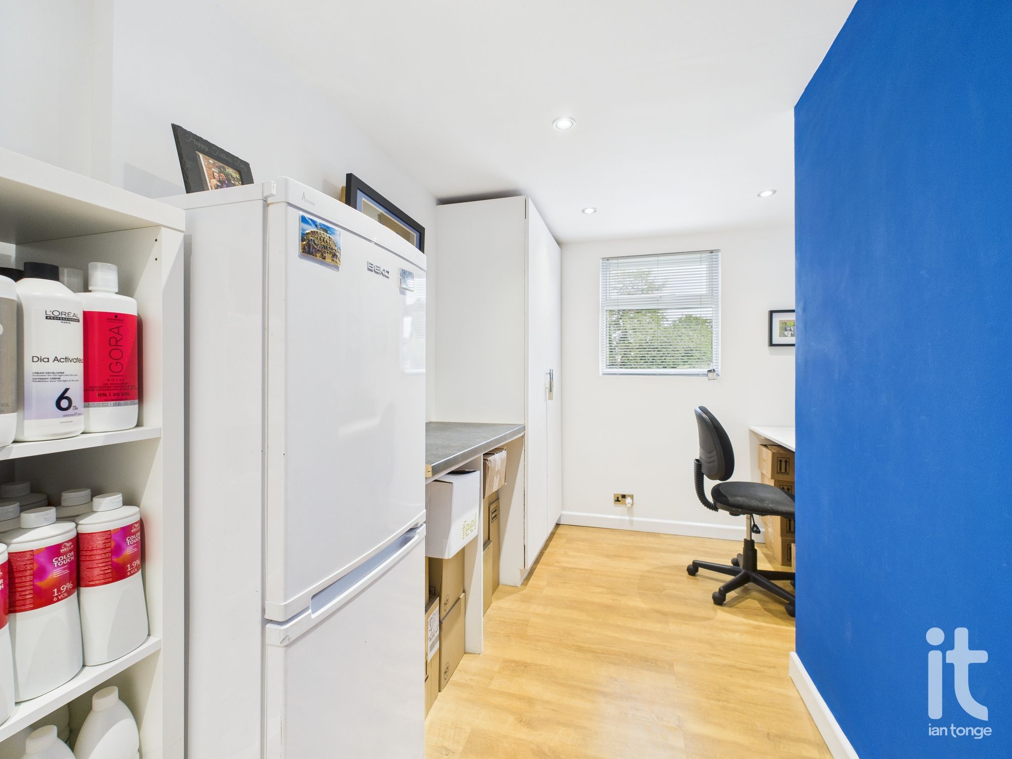 3 bedroom mews house For Sale in Stockport - Photograph 6.