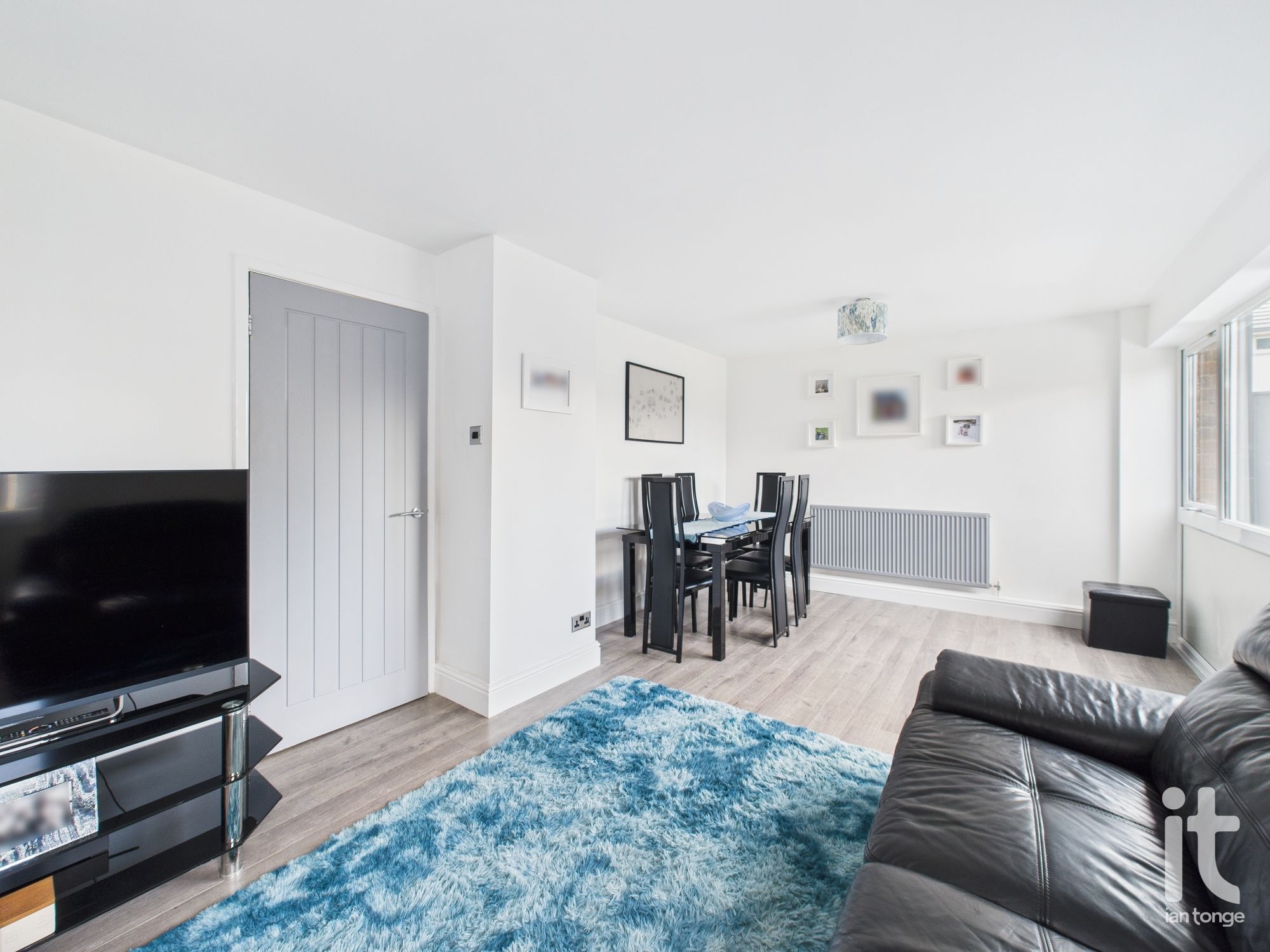 3 bedroom mews house For Sale in Stockport - Photograph 12.