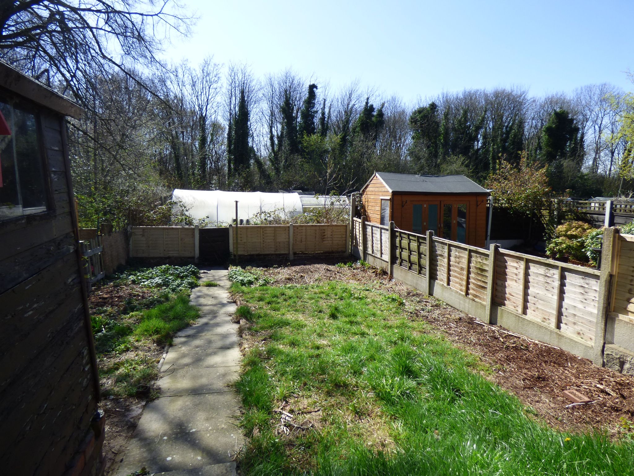 2 bedroom semi-detached house To Let in Stockport - Photograph 8.
