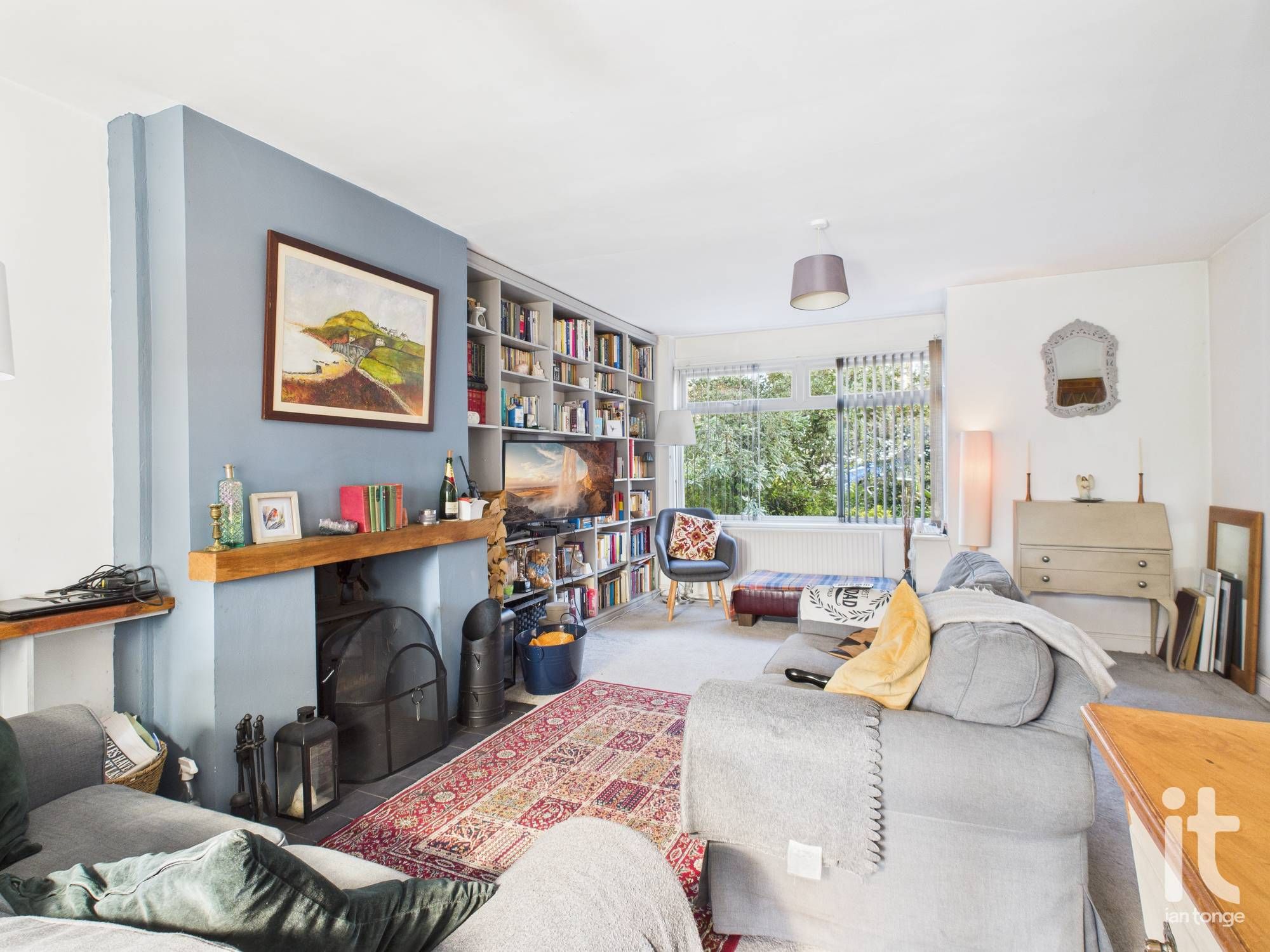 3 bedroom semi-detached house For Sale in Stockport - Photograph 2.
