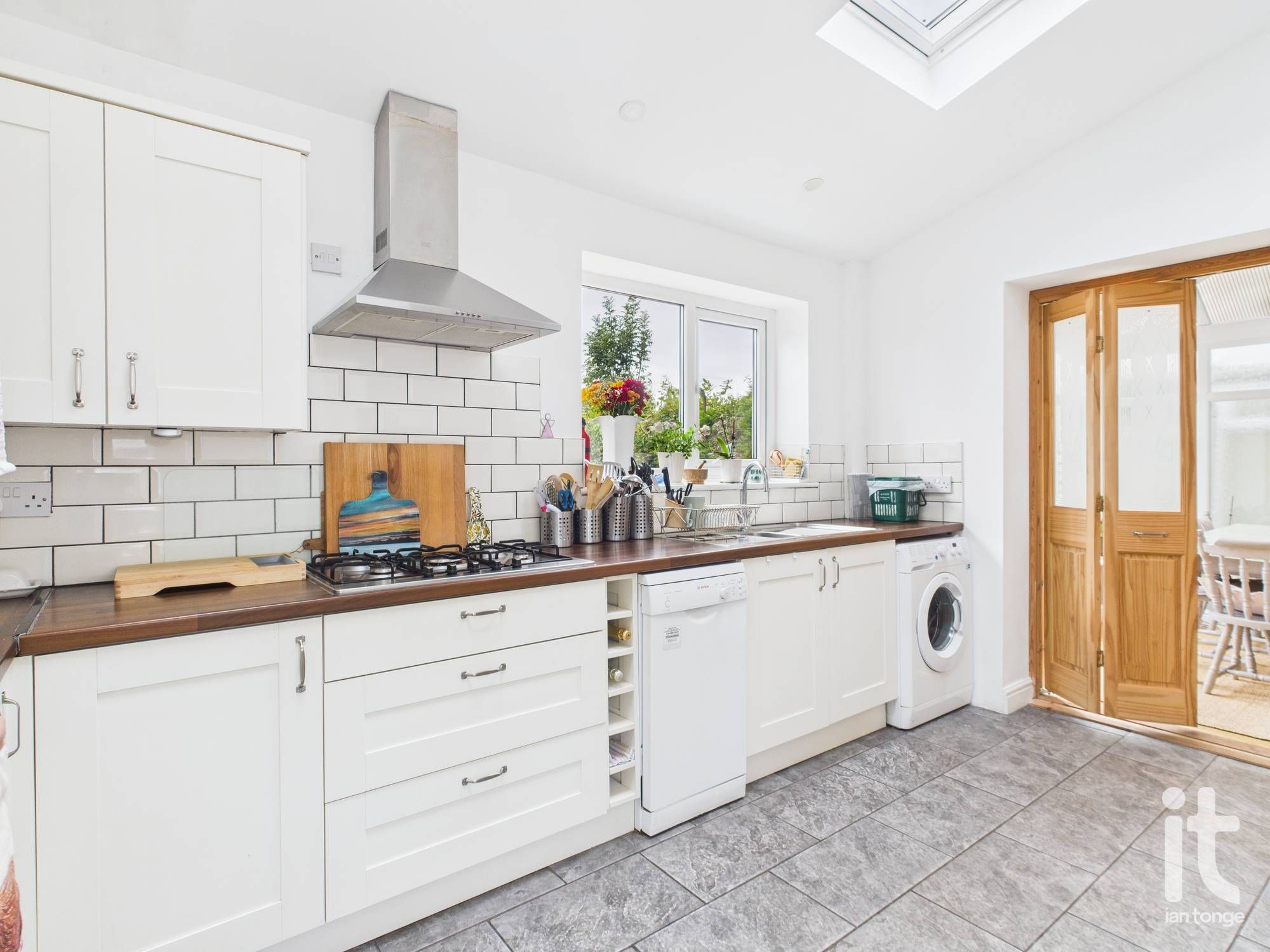 3 bedroom semi-detached house For Sale in Stockport - Photograph 8.