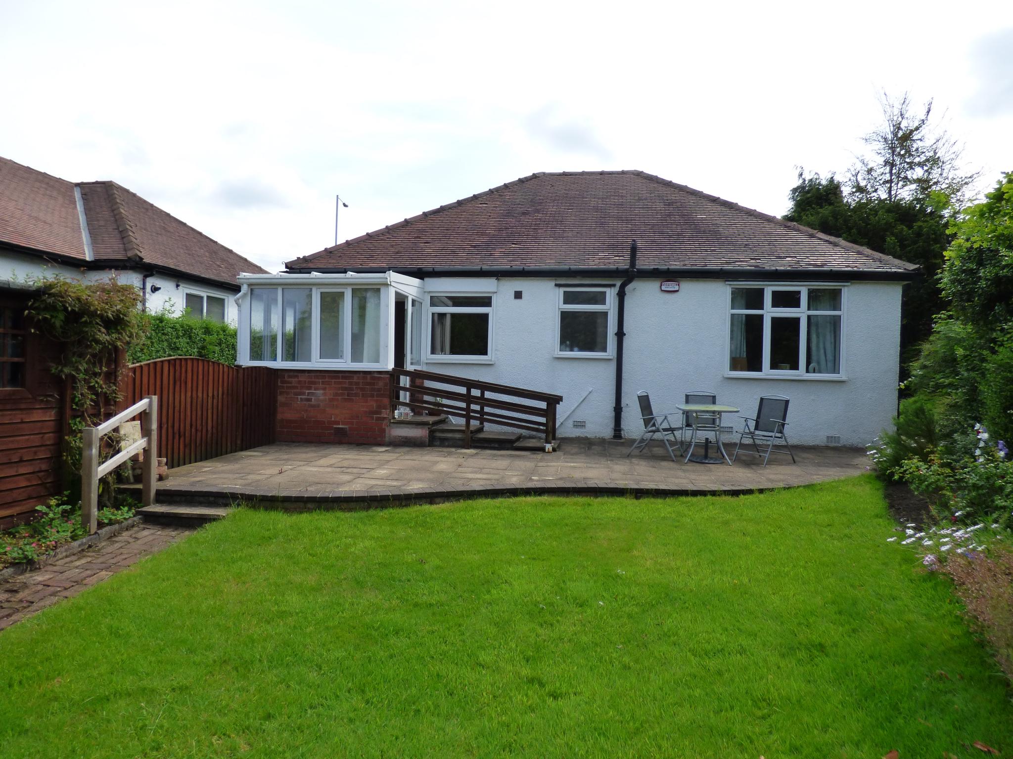 2 bedroom detached bungalow For Sale in Stockport - Photograph 7.