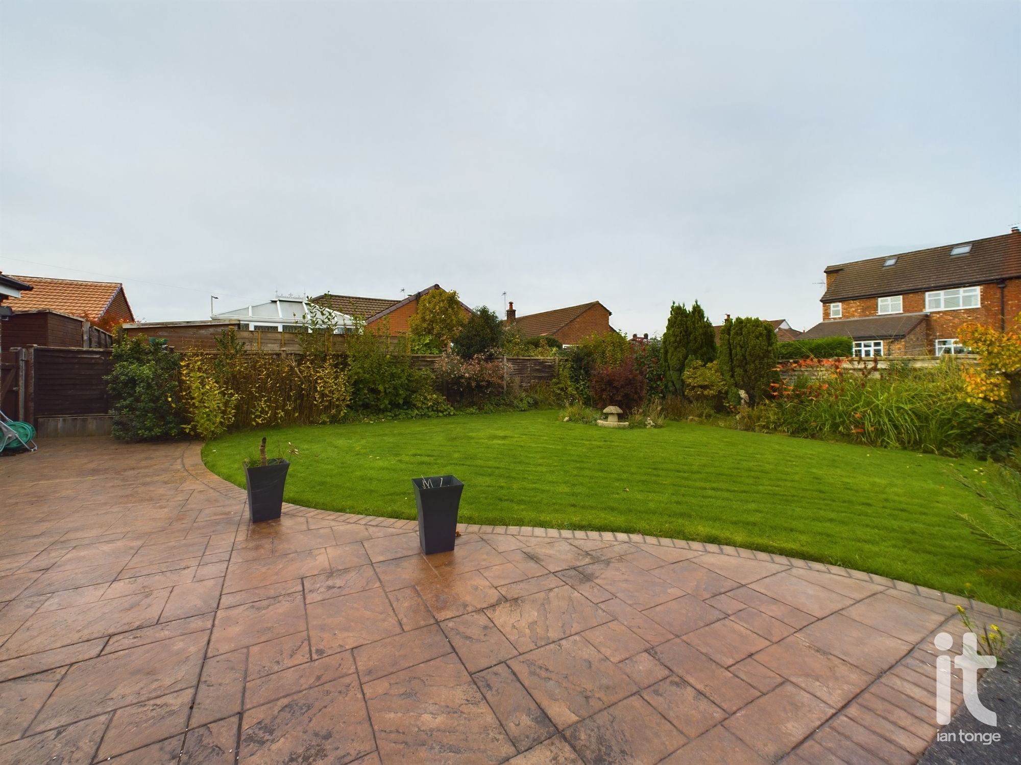 2 bedroom detached bungalow Sold in Stockport - Photograph 3.