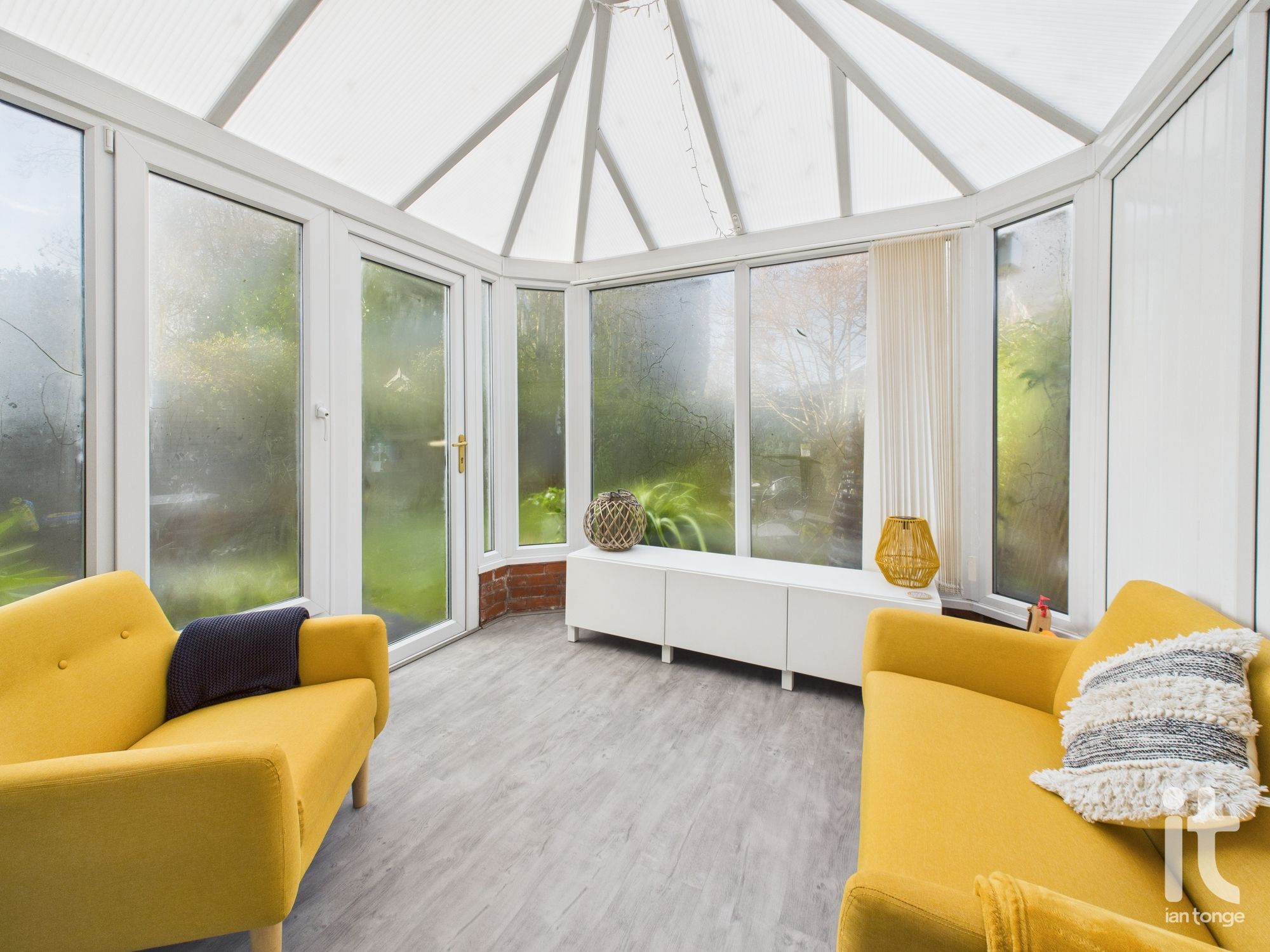 3 bedroom semi-detached house For Sale in Stockport - Photograph 9.