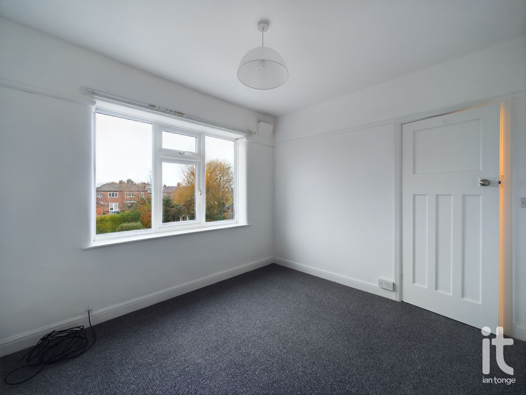 3 bedroom semi-detached house Sold in Stockport - Photograph 14.