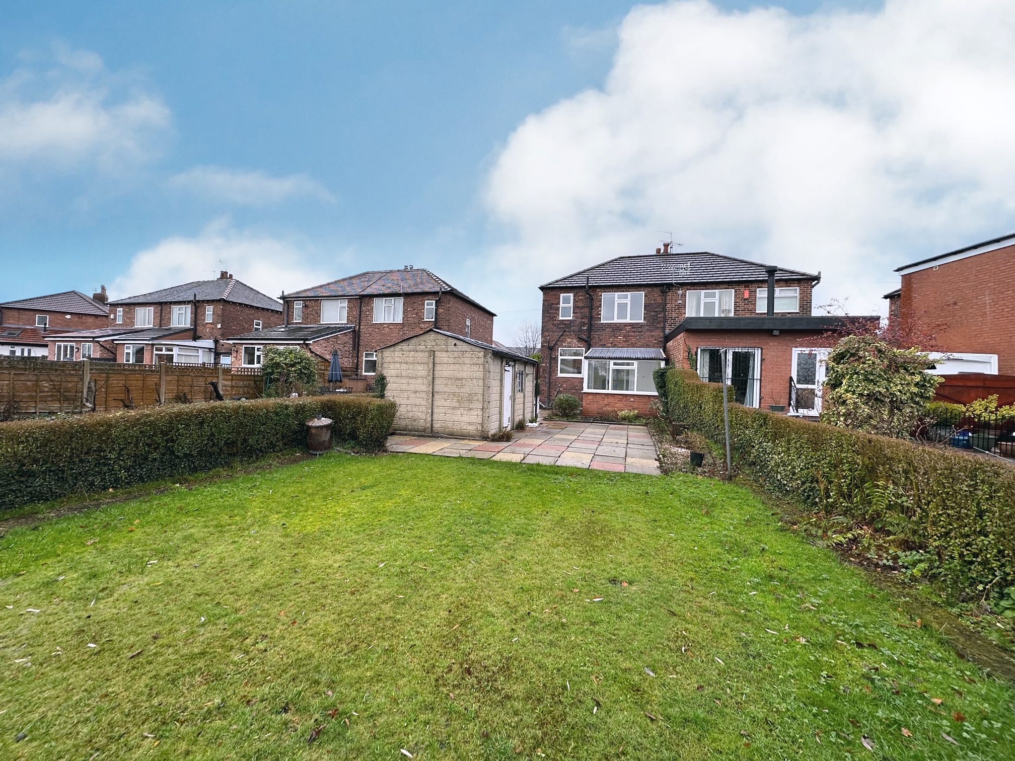 3 bedroom semi-detached house Sold in Stockport - Photograph 19.