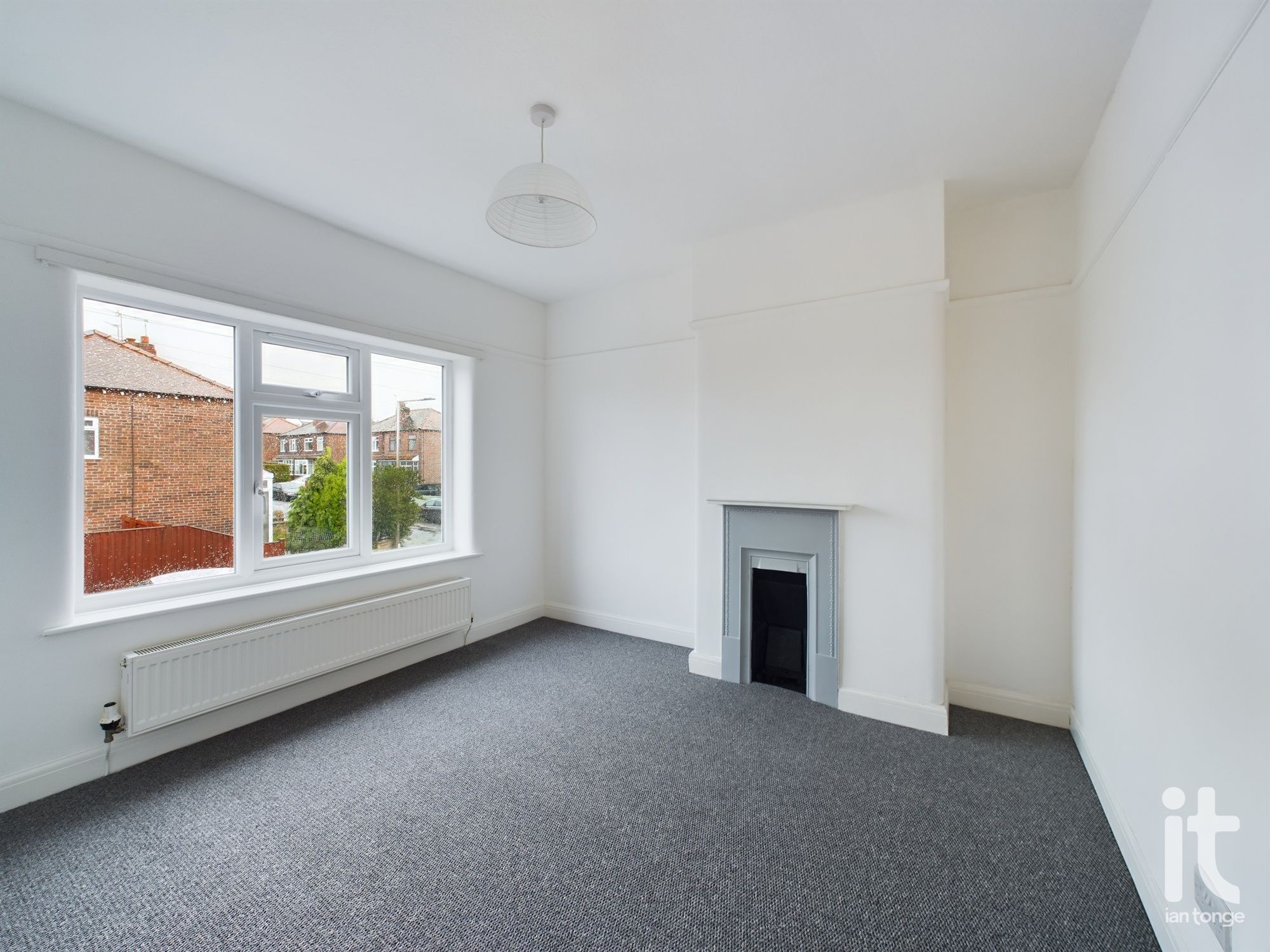 3 bedroom semi-detached house Sold in Stockport - Photograph 13.