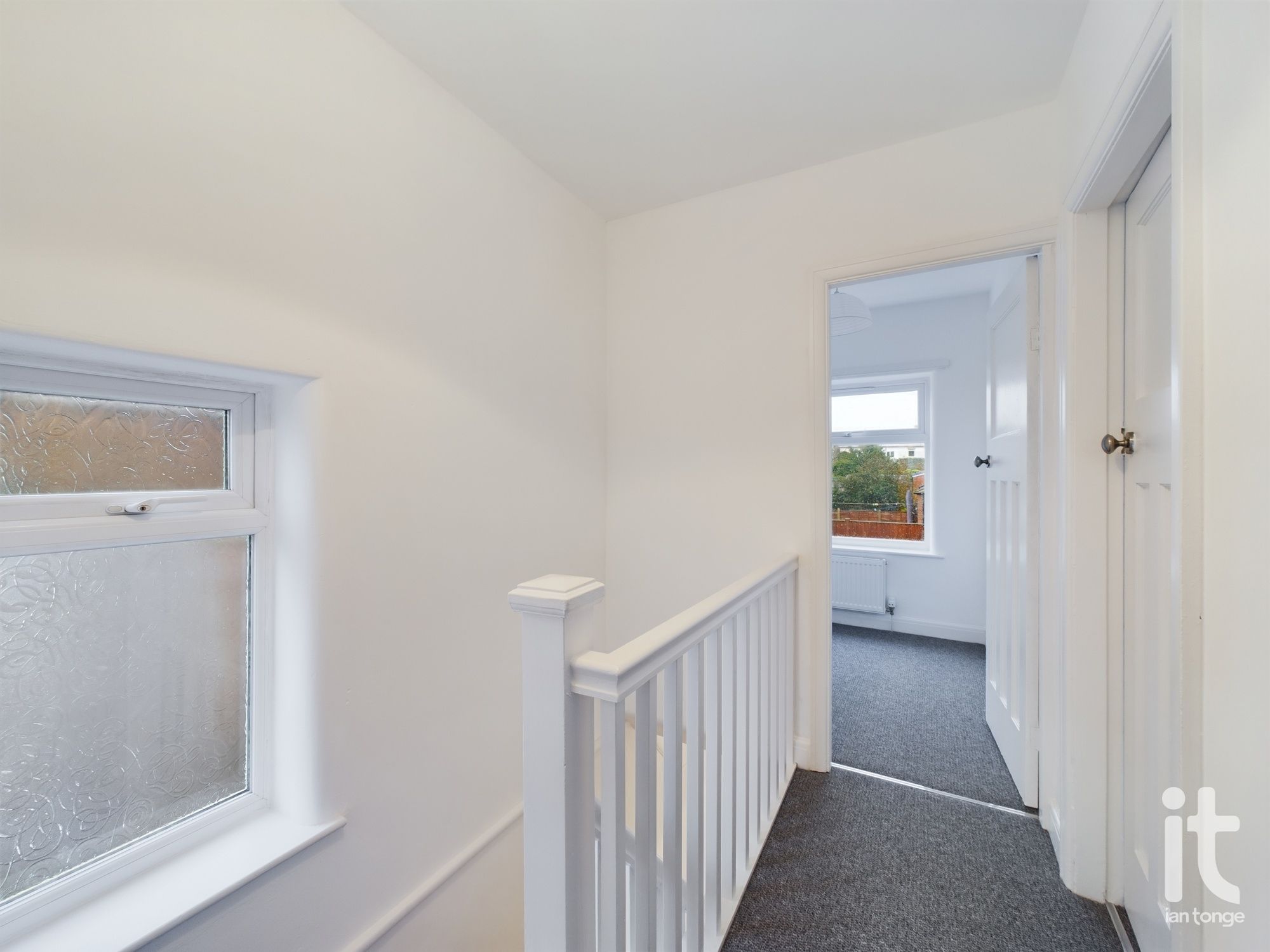 3 bedroom semi-detached house Sold in Stockport - Photograph 12.