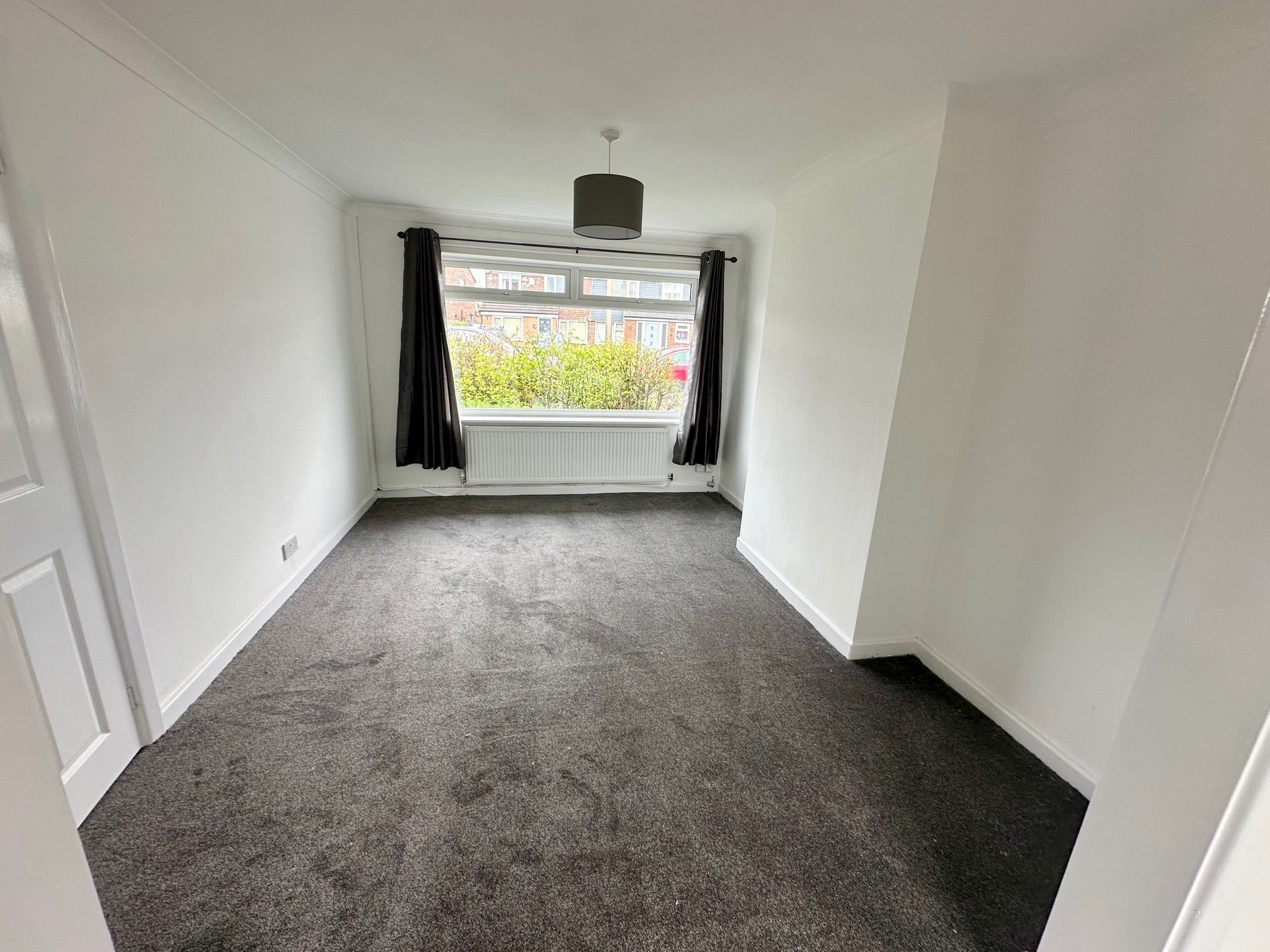 3 bedroom semi-detached house To Let in Stockport - Lounge.