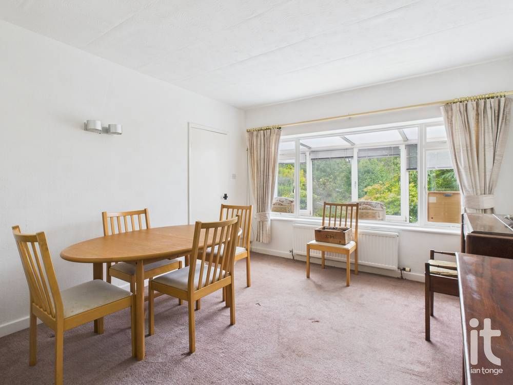 3 bedroom detached house For Sale in Stockport - Photograph 4.