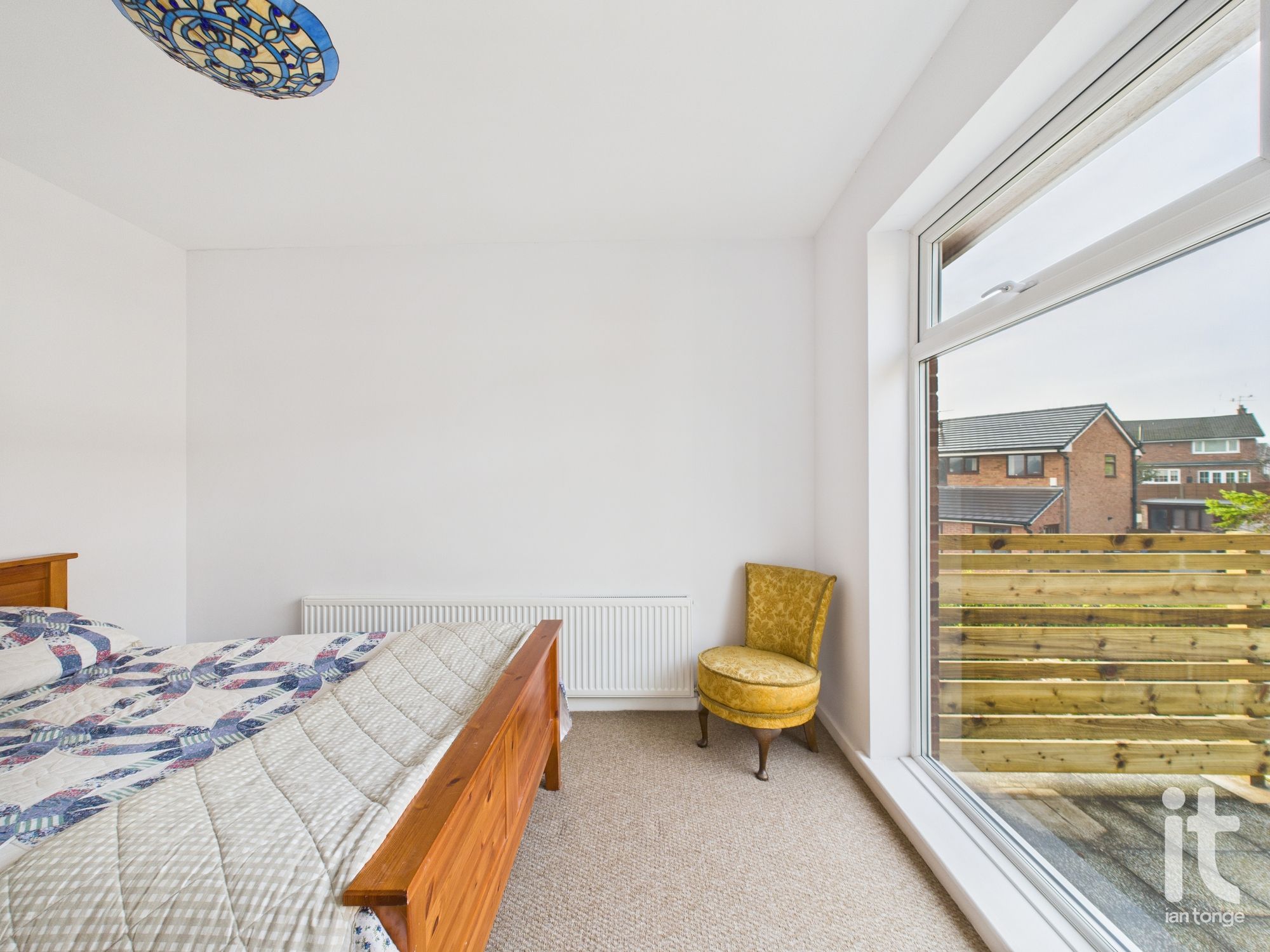 3 bedroom link detached bungalow For Sale in Stockport - Photograph 26.