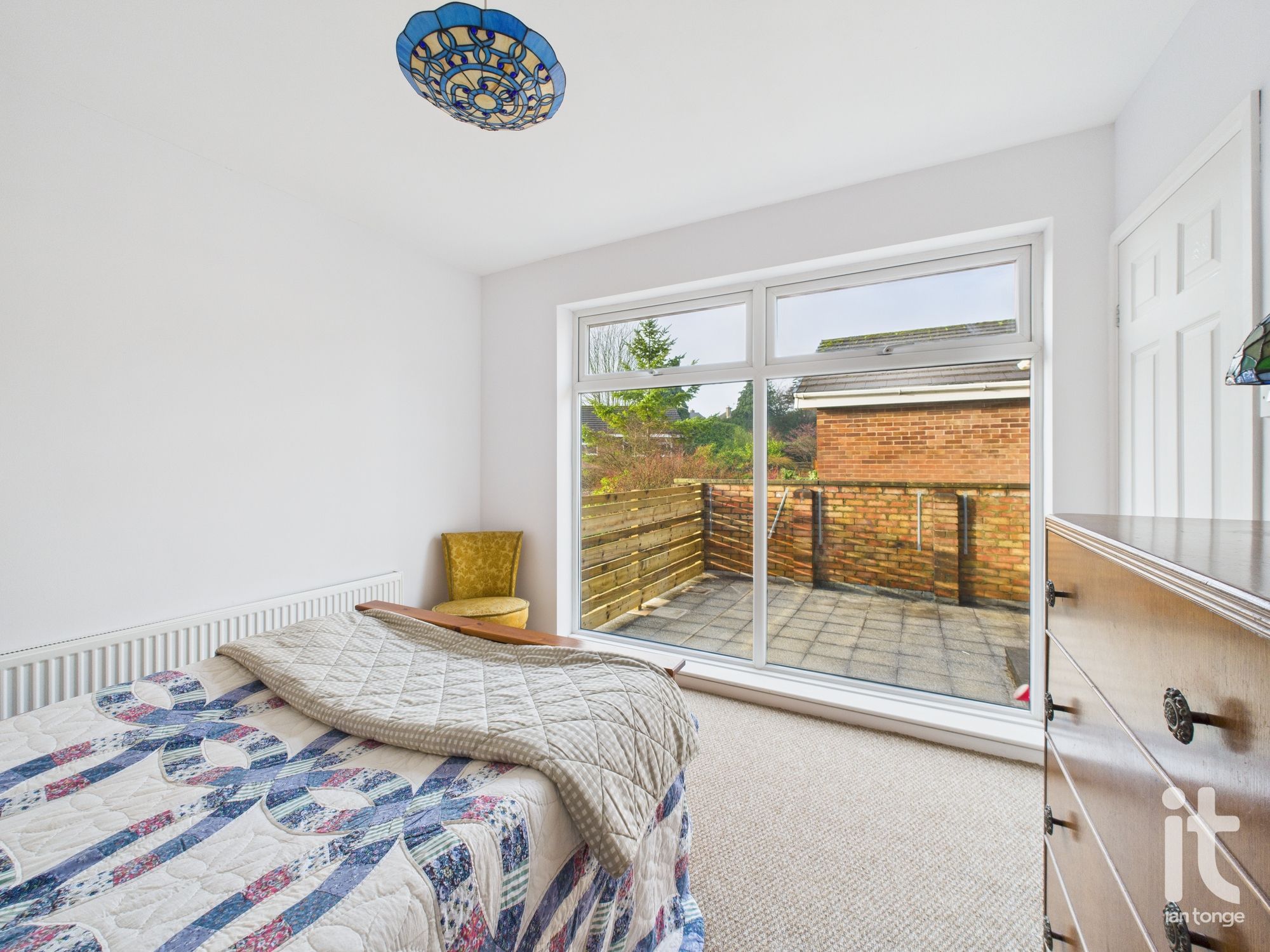 3 bedroom link detached bungalow For Sale in Stockport - Photograph 27.
