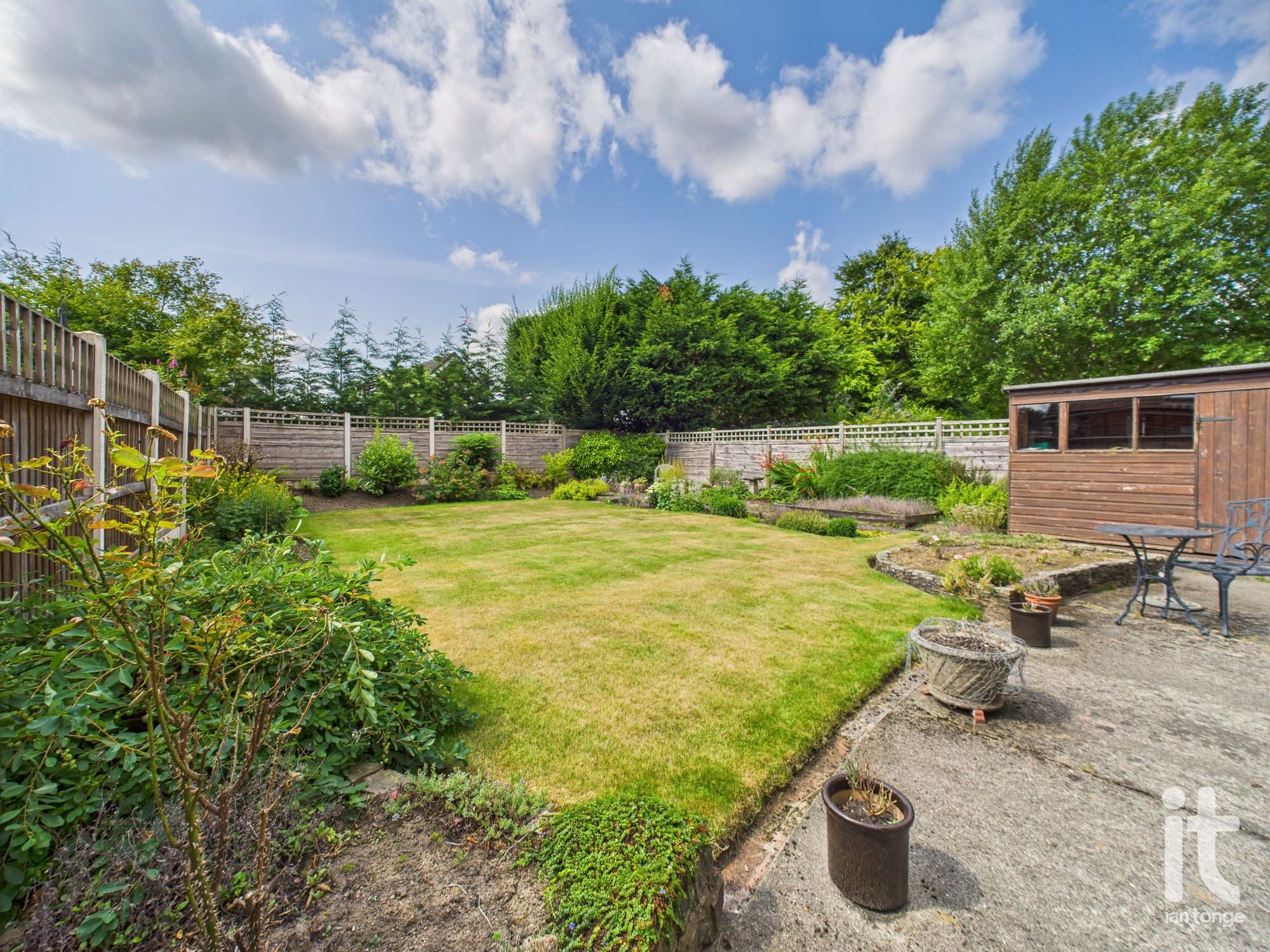 3 bedroom link detached house For Sale in Stockport - Photograph 19.
