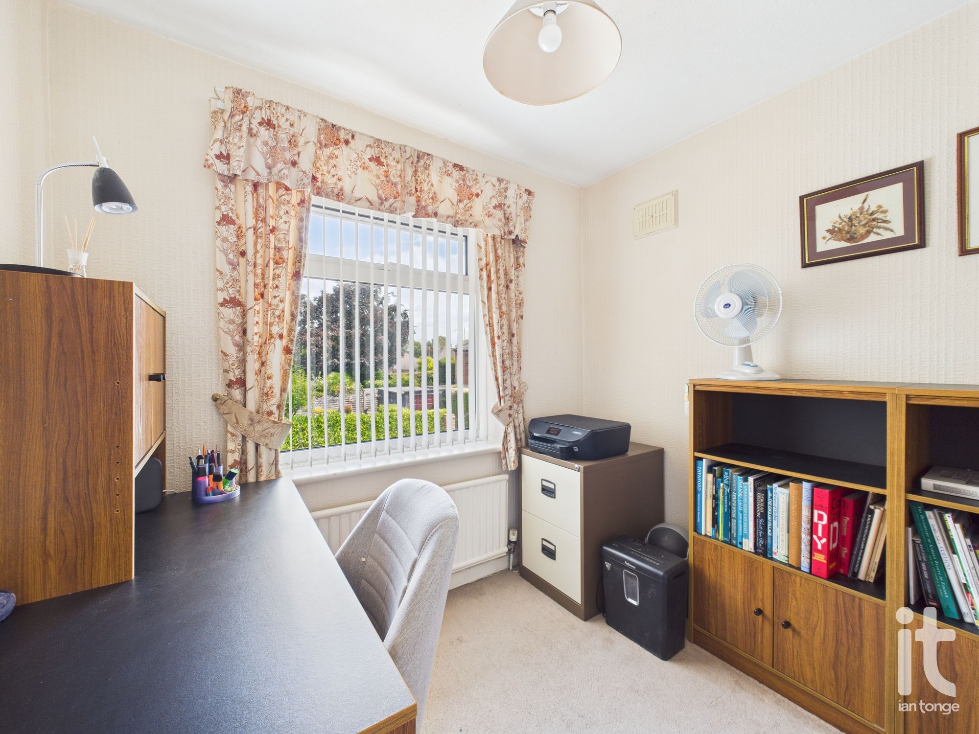 3 bedroom link detached house For Sale in Stockport - Photograph 16.