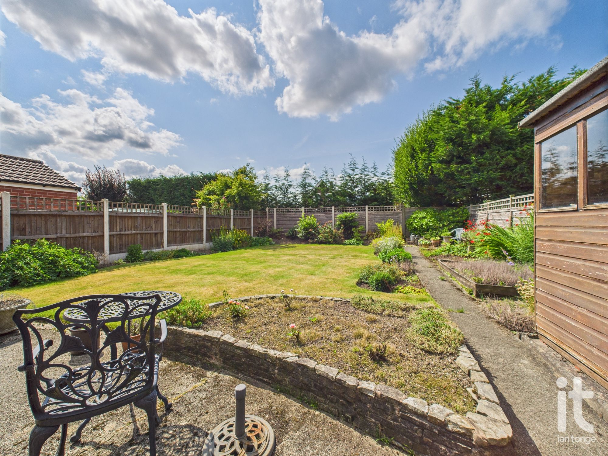 3 bedroom link detached house For Sale in Stockport - Photograph 20.