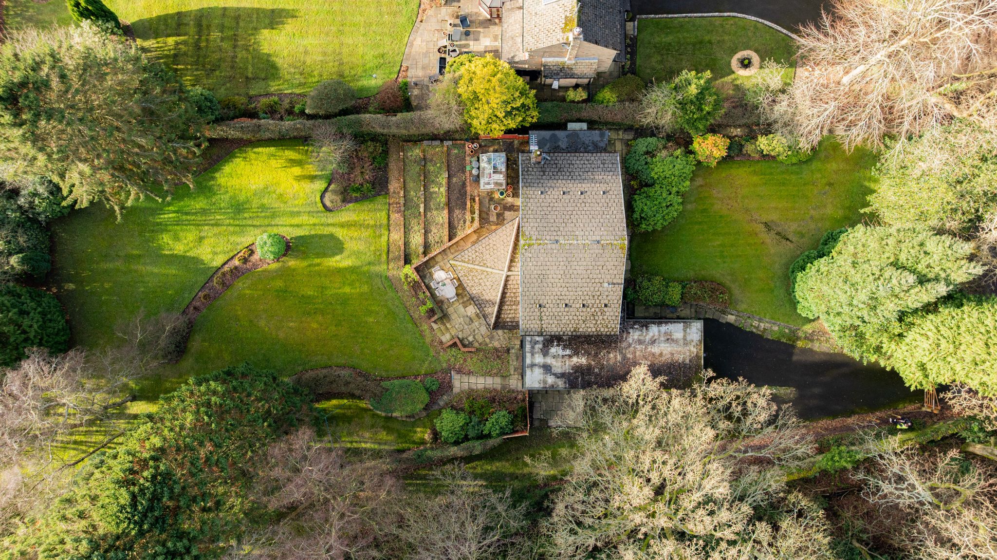 4 bedroom detached house For Sale in Cheshire East - Photograph 27.