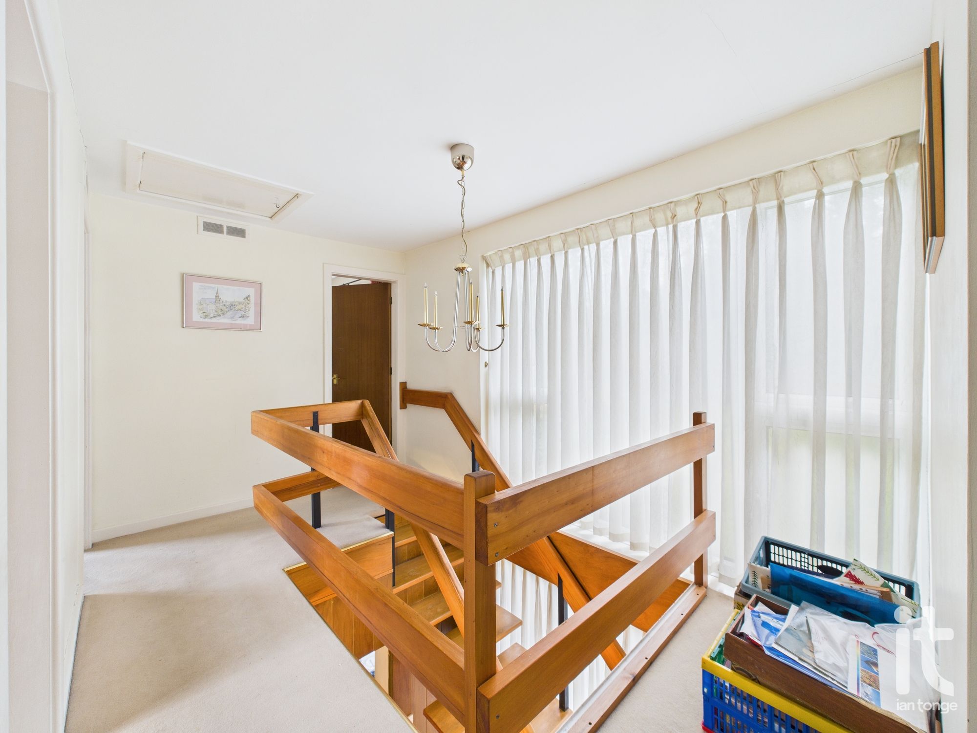 4 bedroom detached house For Sale in Cheshire East - Photograph 17.