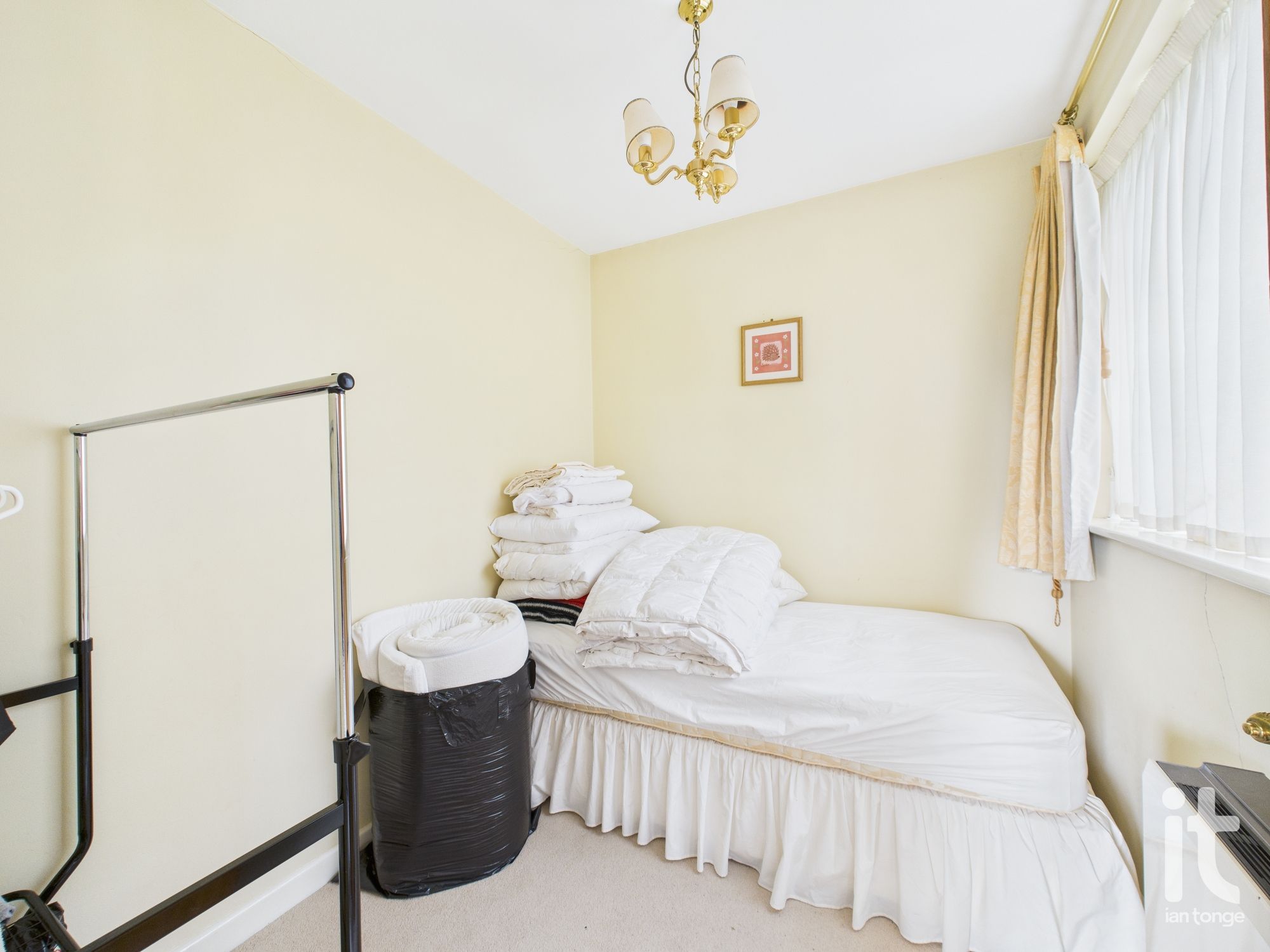 4 bedroom detached house For Sale in Cheshire East - Photograph 15.