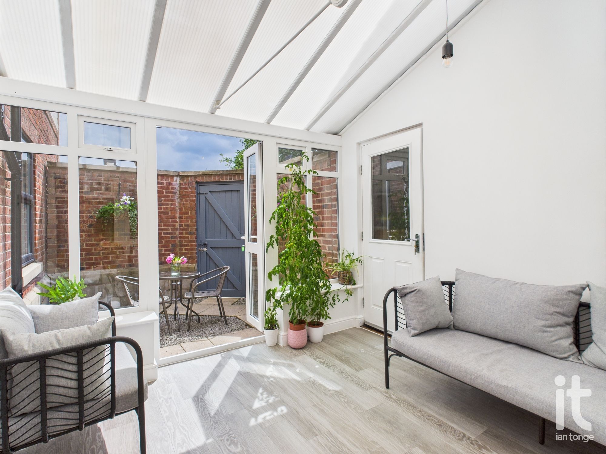 5 bedroom detached house For Sale in Stockport - Photograph 9.