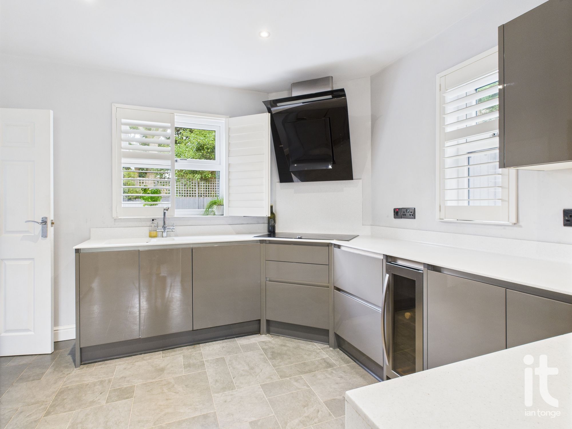 5 bedroom detached house For Sale in Stockport - Photograph 14.