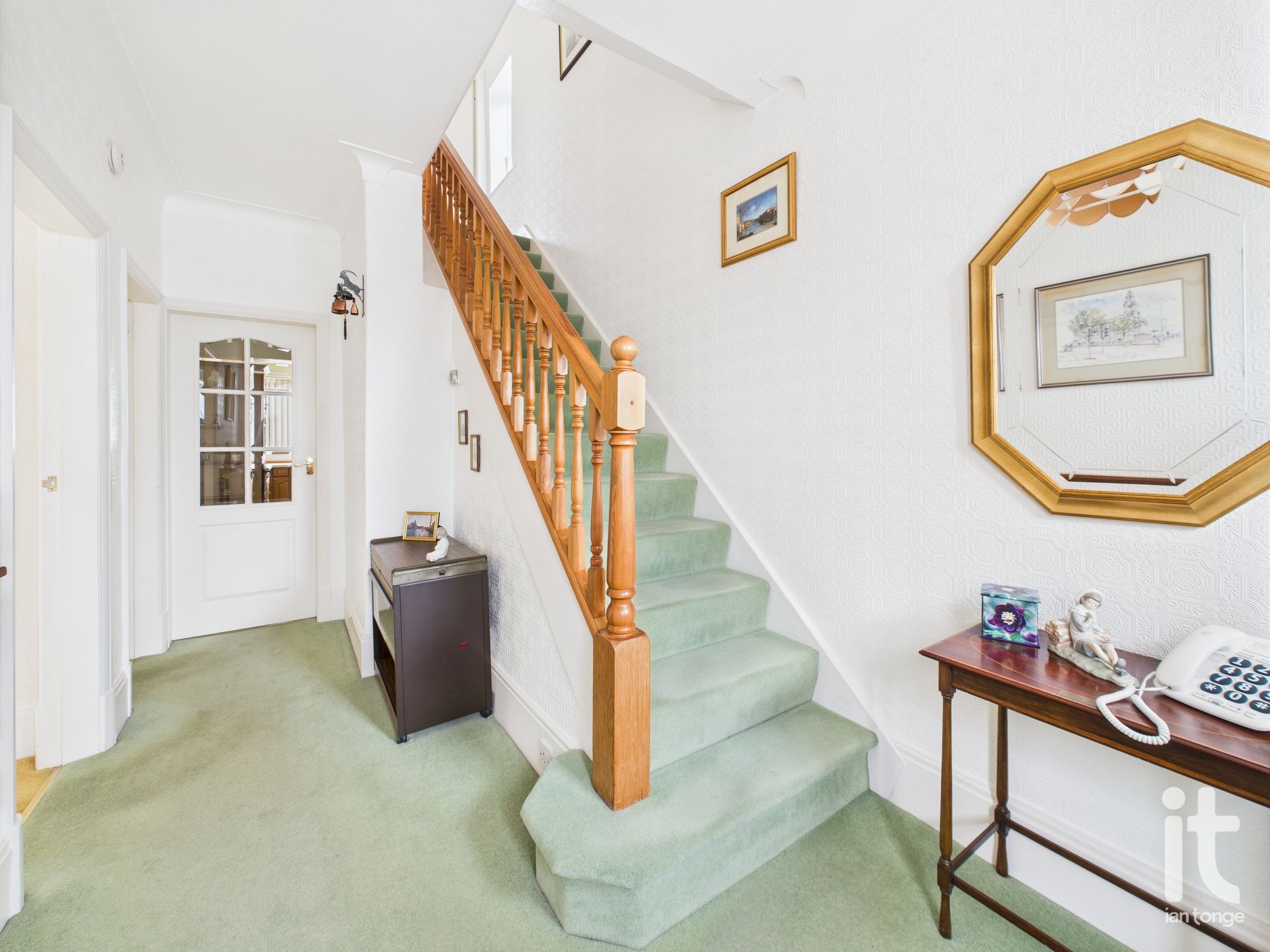 3 bedroom semi-detached house For Sale in Stockport - Photograph 5.