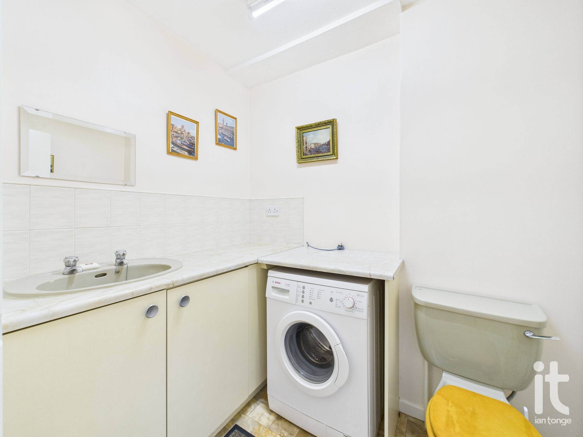 3 bedroom semi-detached house For Sale in Stockport - Photograph 14.