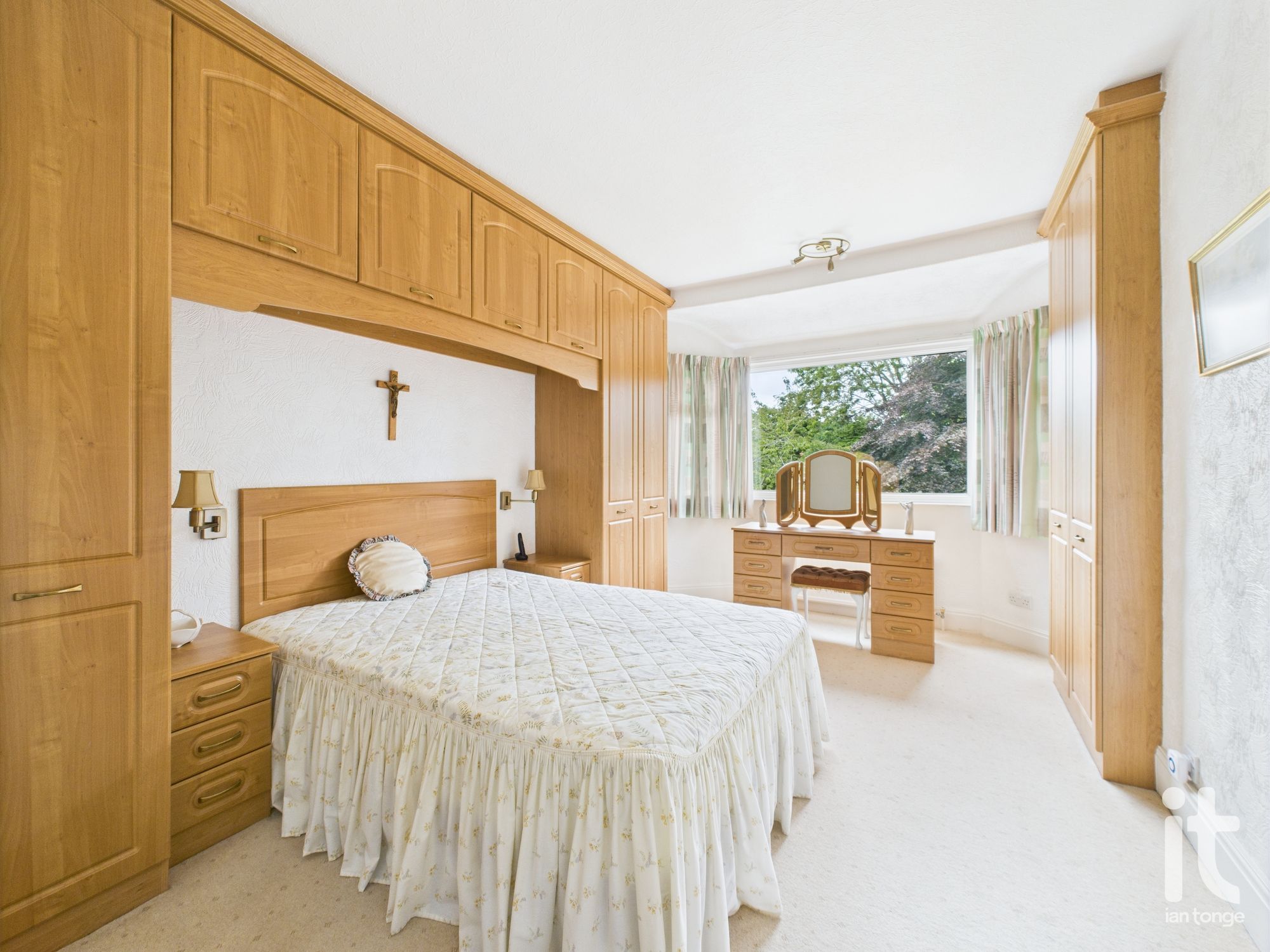 3 bedroom semi-detached house For Sale in Stockport - Photograph 16.
