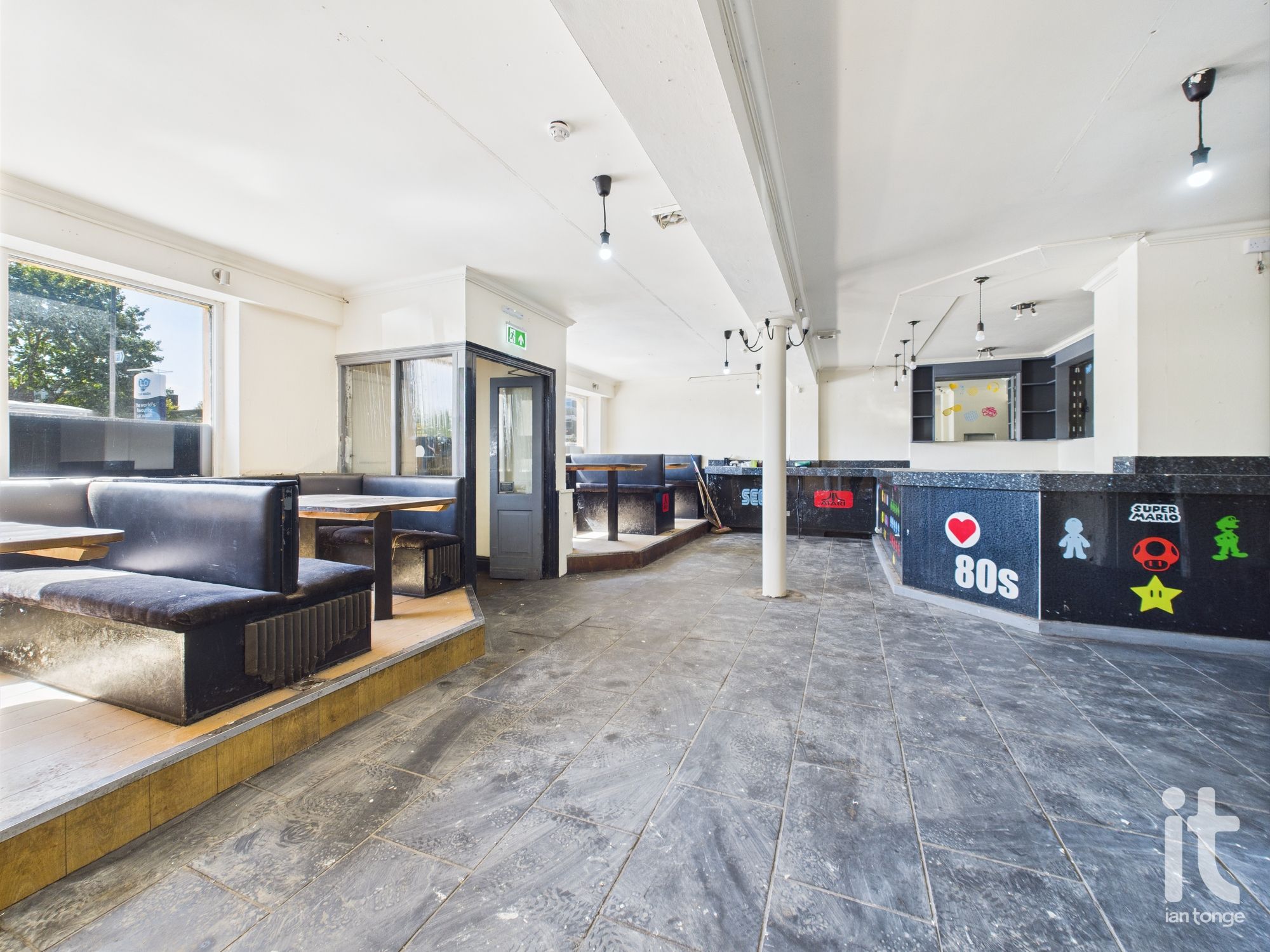 Commercial Property For Sale in Stockport - Photograph 4.