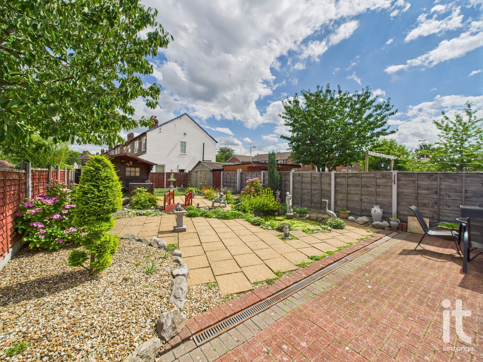 3 bedroom semi-detached house For Sale in Stockport - Photograph 17.