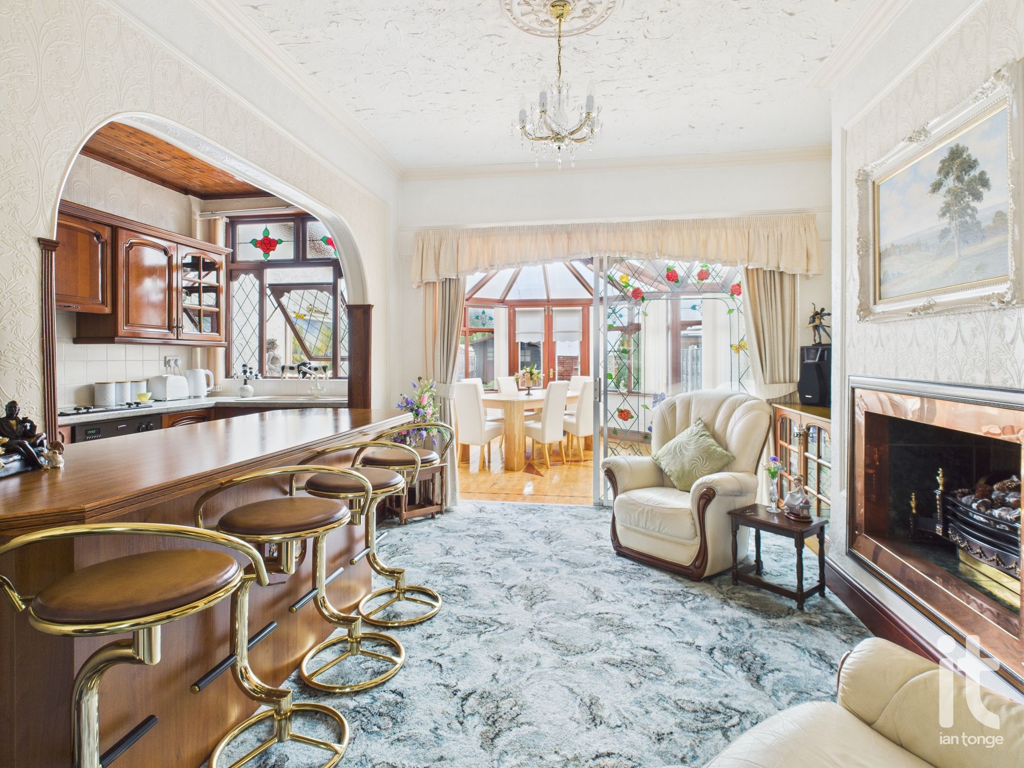 3 bedroom semi-detached house For Sale in Stockport - Photograph 9.