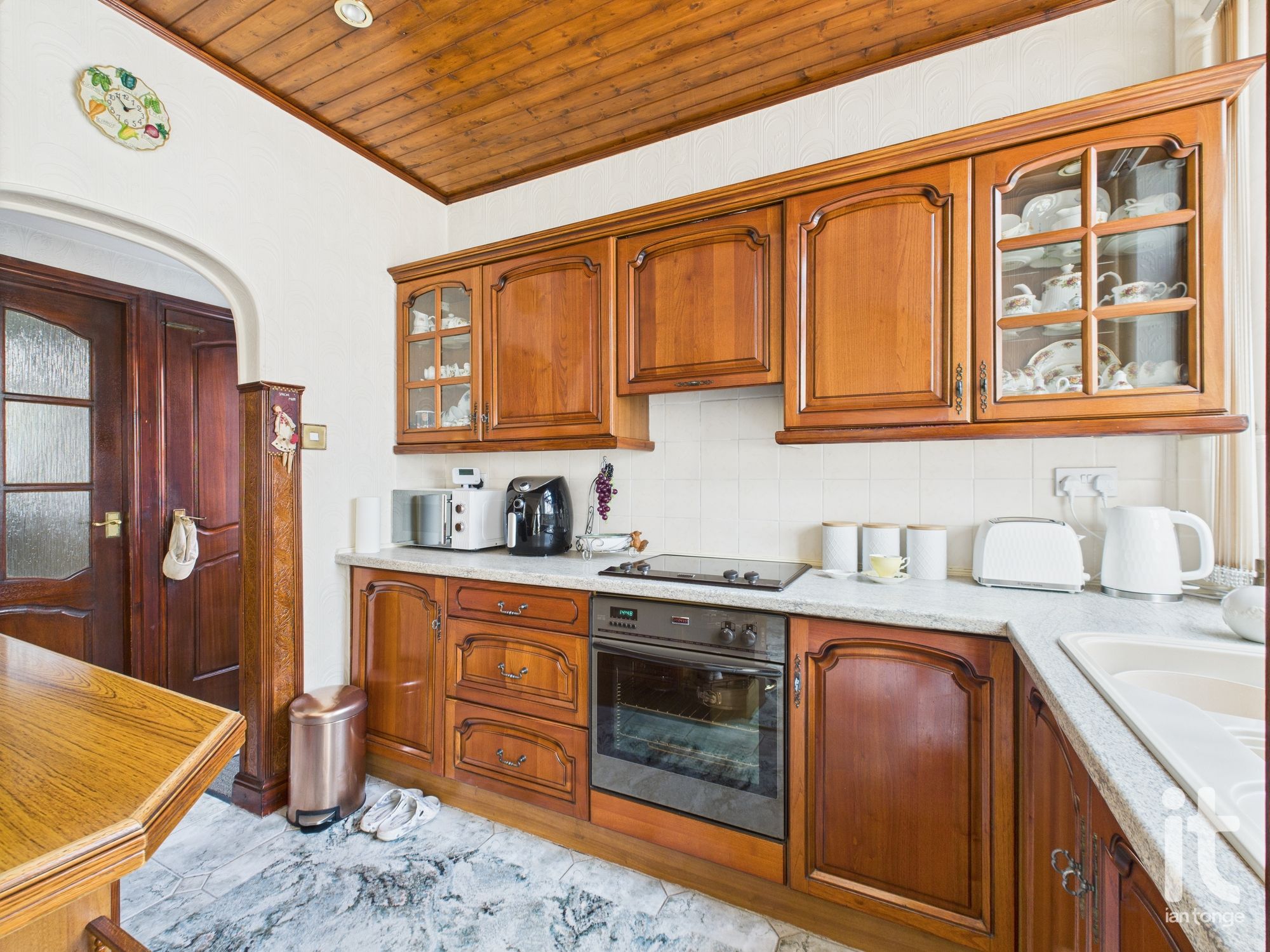 3 bedroom semi-detached house For Sale in Stockport - Photograph 12.