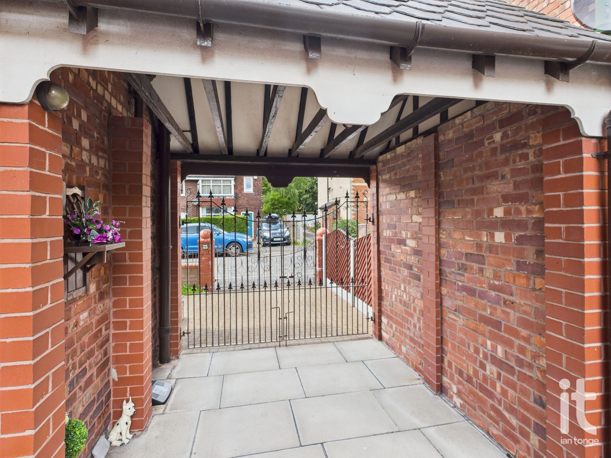 3 bedroom semi-detached house For Sale in Stockport - Photograph 21.
