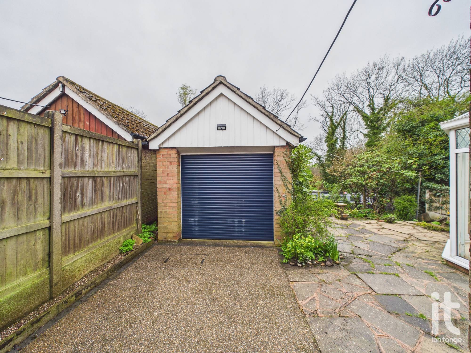3 bedroom semi-detached house For Sale in Stockport - Photograph 20.