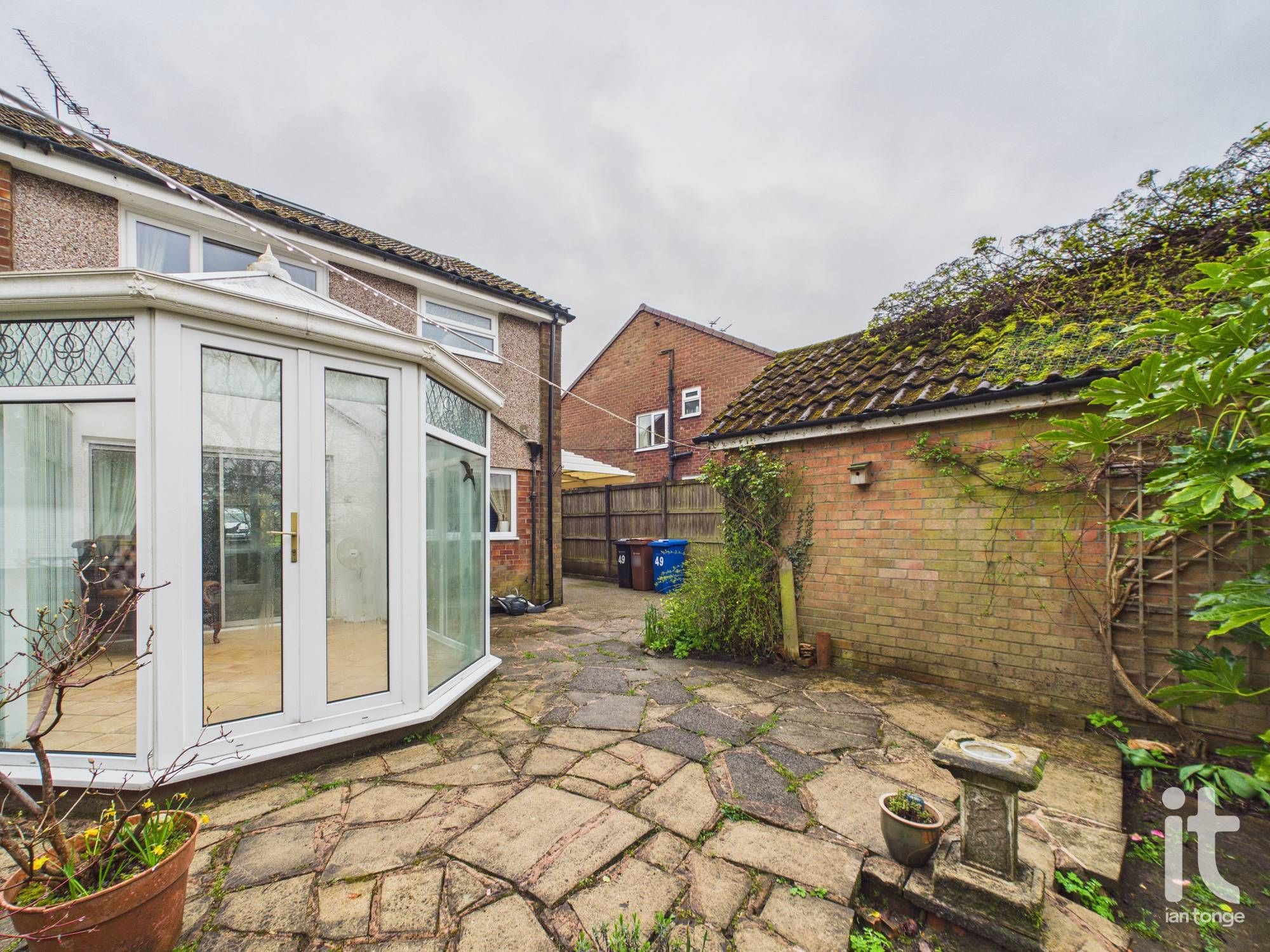 3 bedroom semi-detached house For Sale in Stockport - Photograph 19.