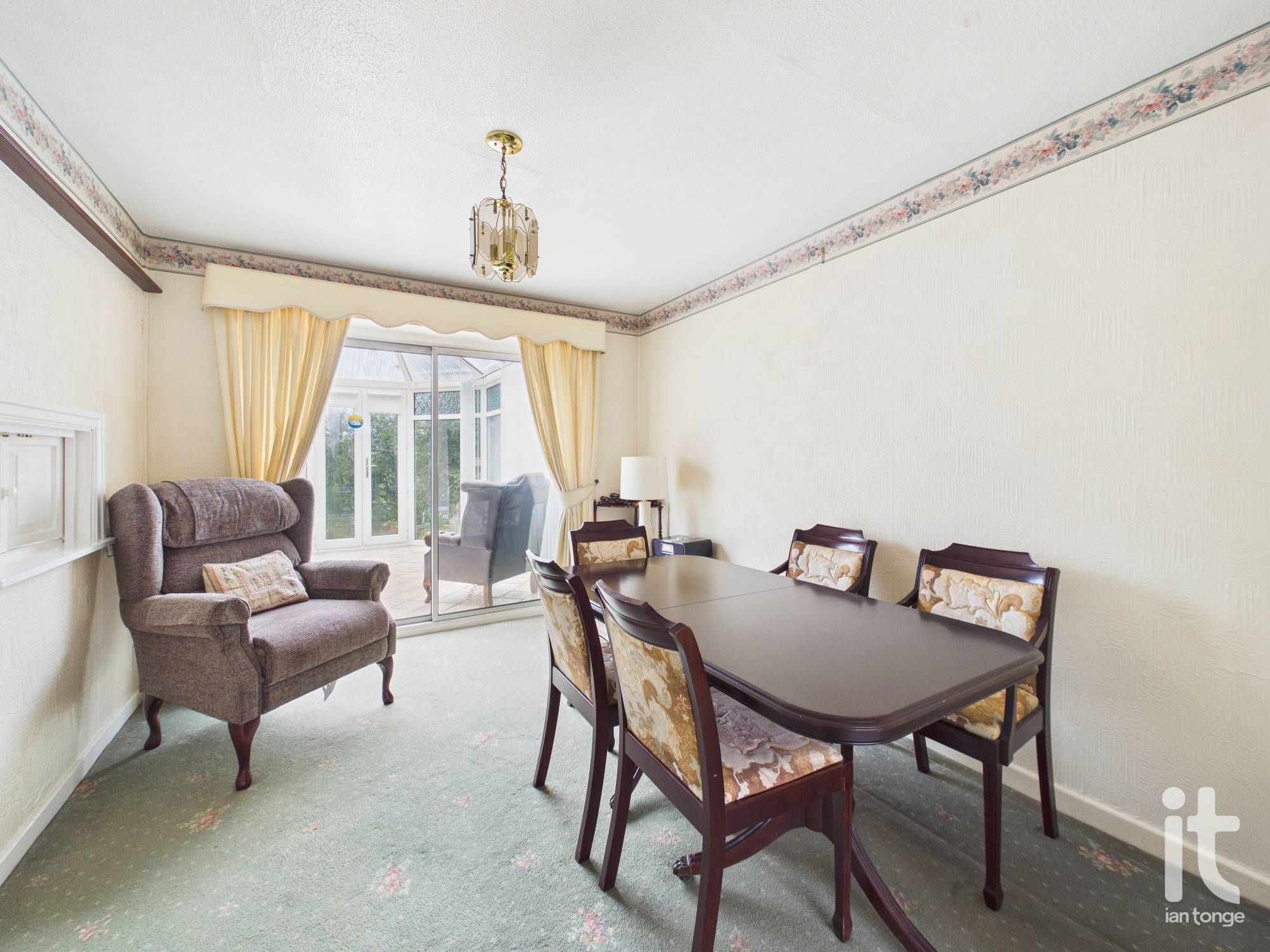 3 bedroom semi-detached house For Sale in Stockport - Photograph 6.