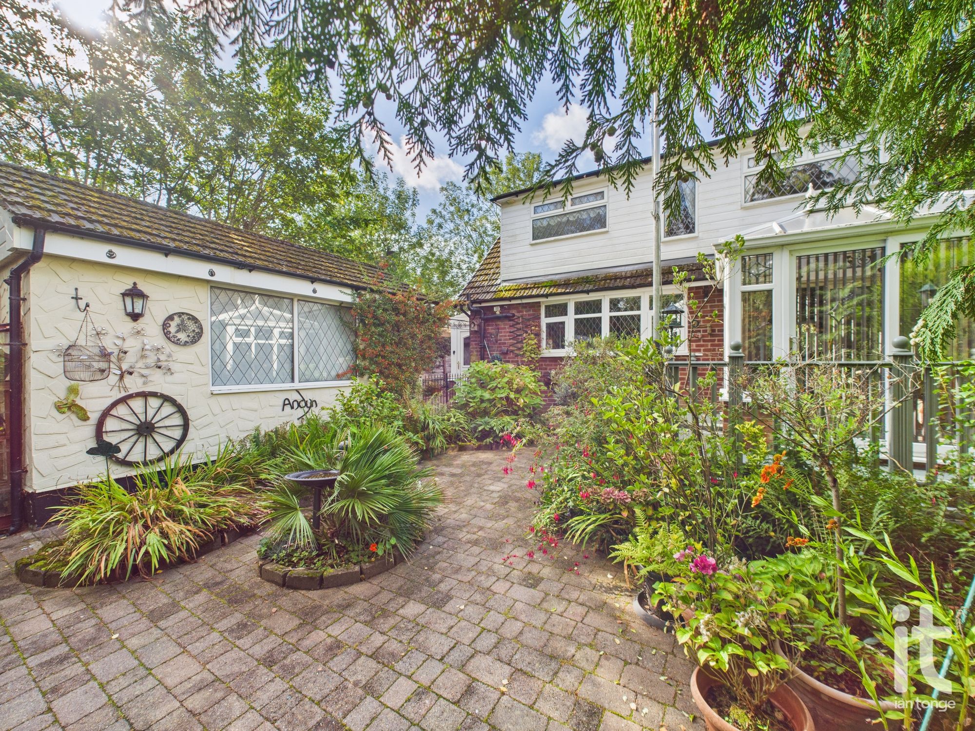 3 bedroom semi-detached dormer house For Sale in Stockport - Photograph 28.