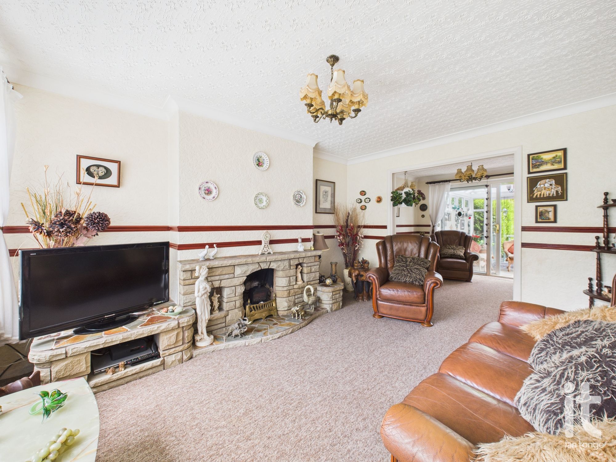 3 bedroom semi-detached dormer house For Sale in Stockport - Photograph 4.