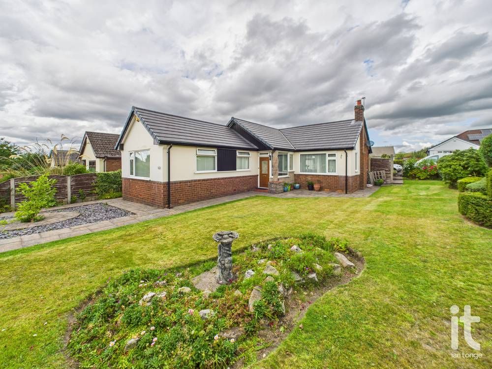 2 bedroom detached bungalow For Sale in Stockport - Photograph 1.