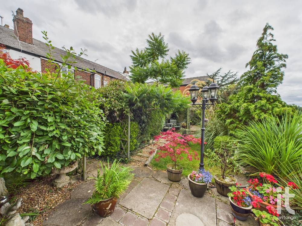 2 bedroom end terraced house For Sale in Stockport - Photograph 24.