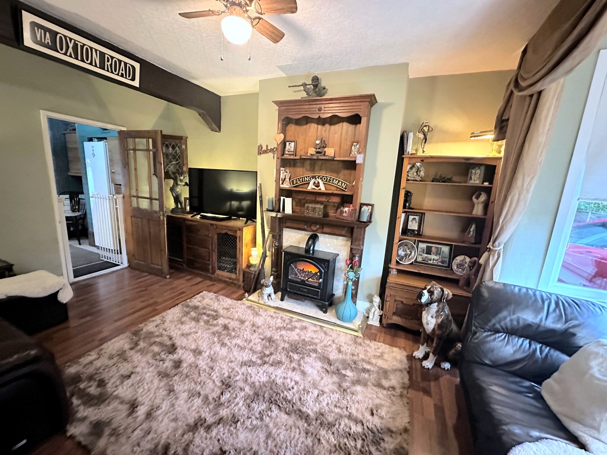 3 bedroom semi-detached house For Sale in Stockport - Photograph 2.